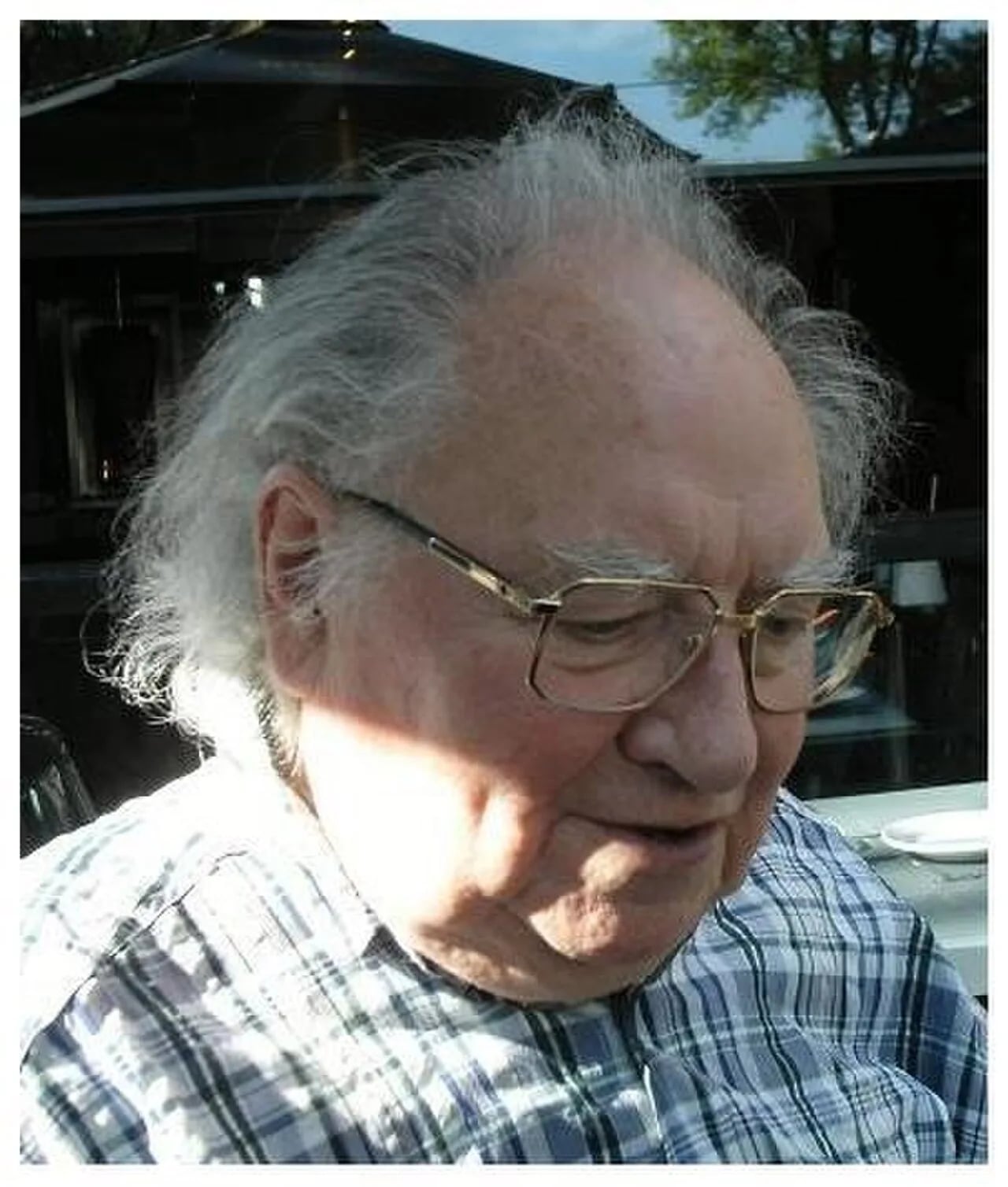 Portrait of Claude Couffon (1926–2013) – memorial page
