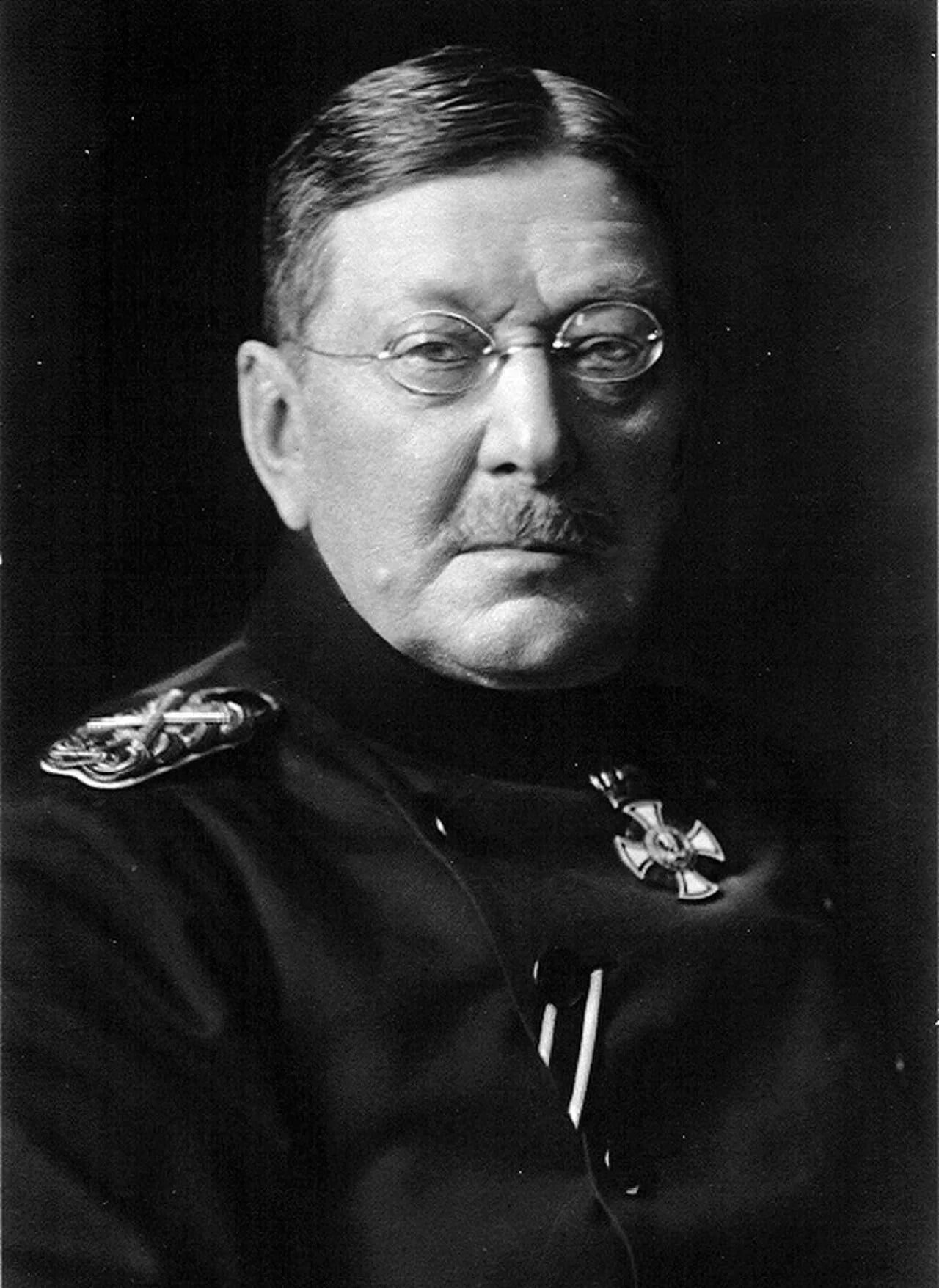 Porträt von Colmar von der Goltz (1843–1916) – Gedenkseite