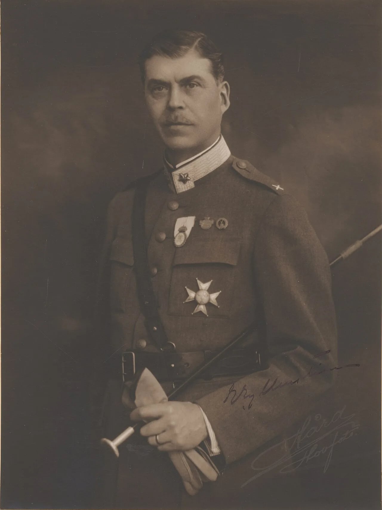 Portrait of Göran Gyllenstierna af Lundholm (1876–1968) – memorial page
