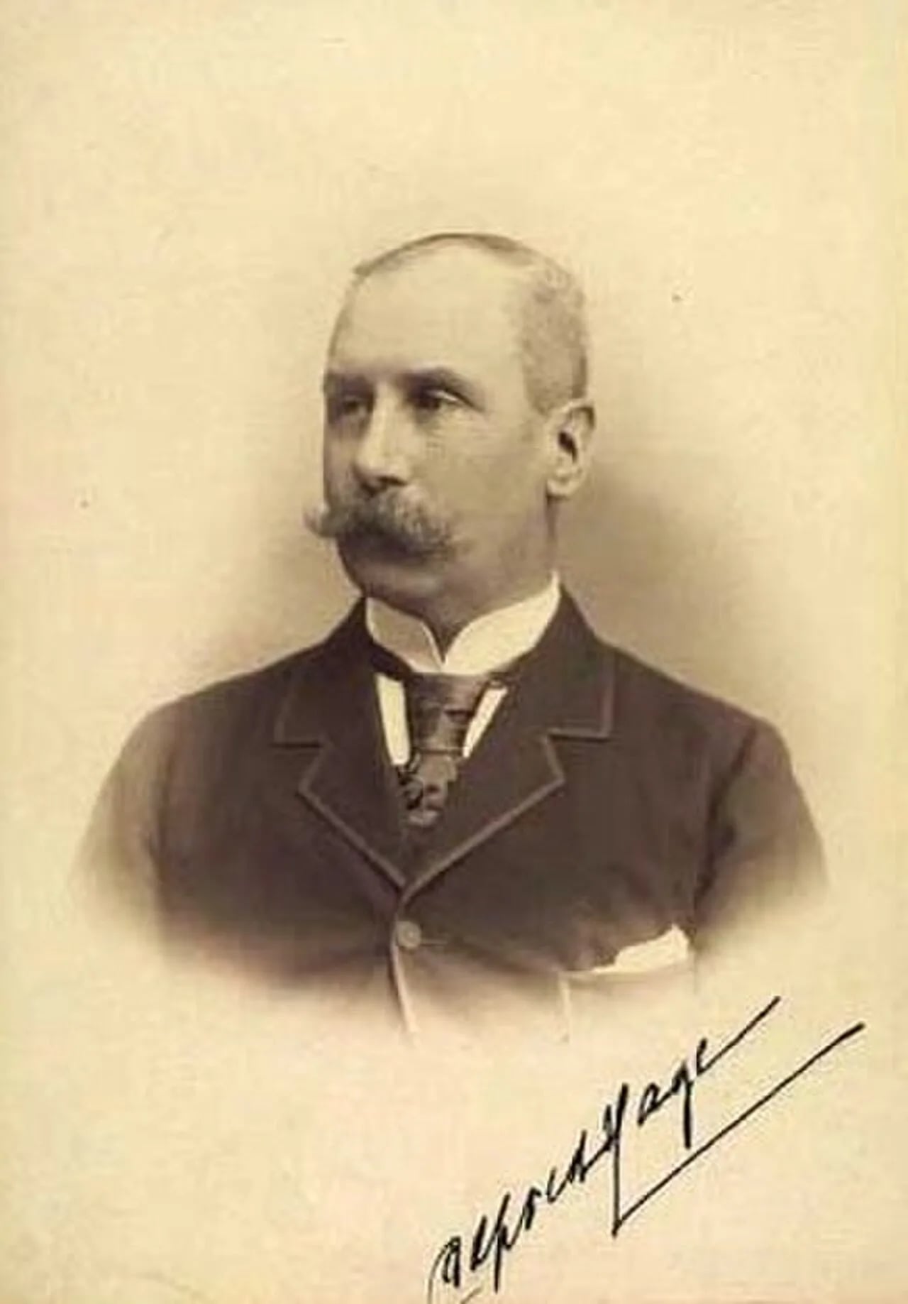 Portrait of Alfred Hage (1843–1922) – memorial page