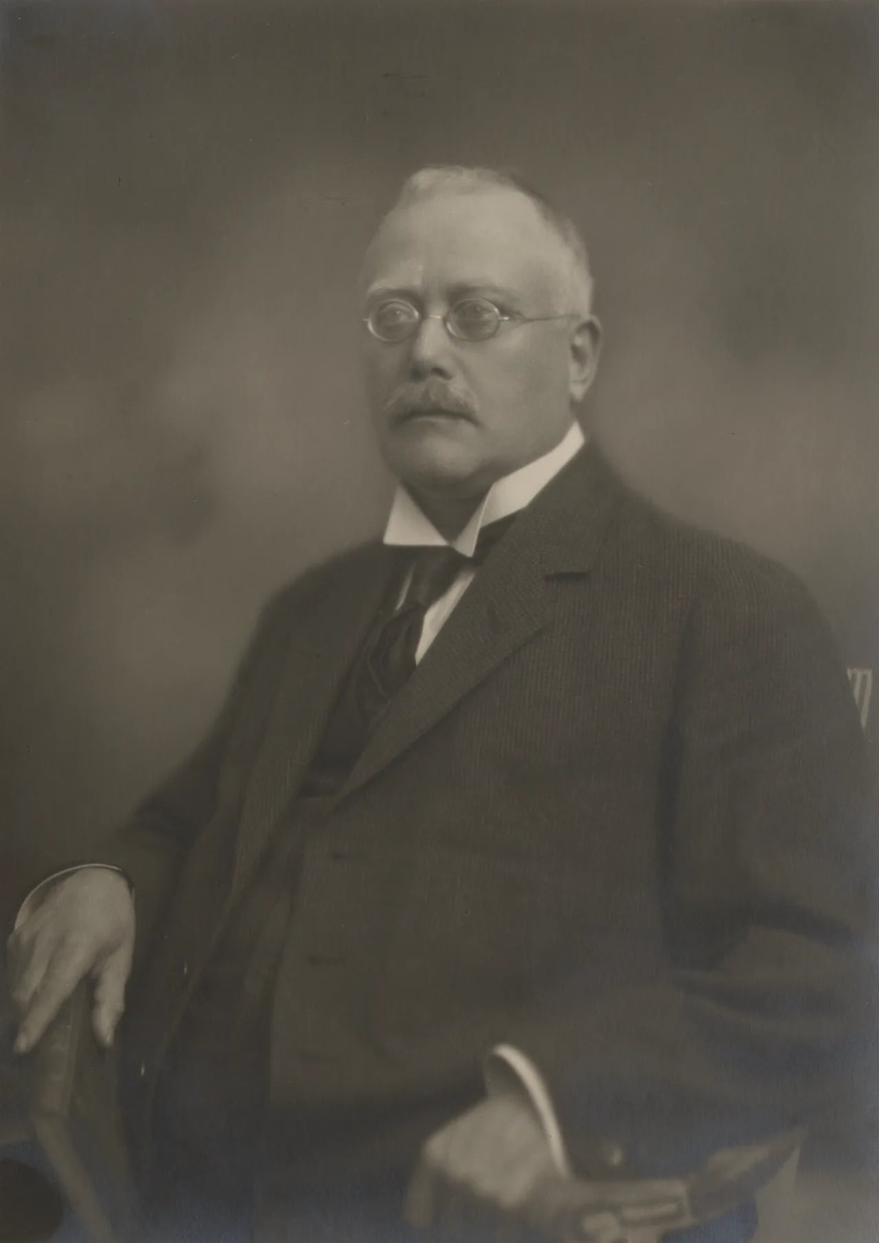 Porträt von August Hahr (1868–1947) – Gedenkseite