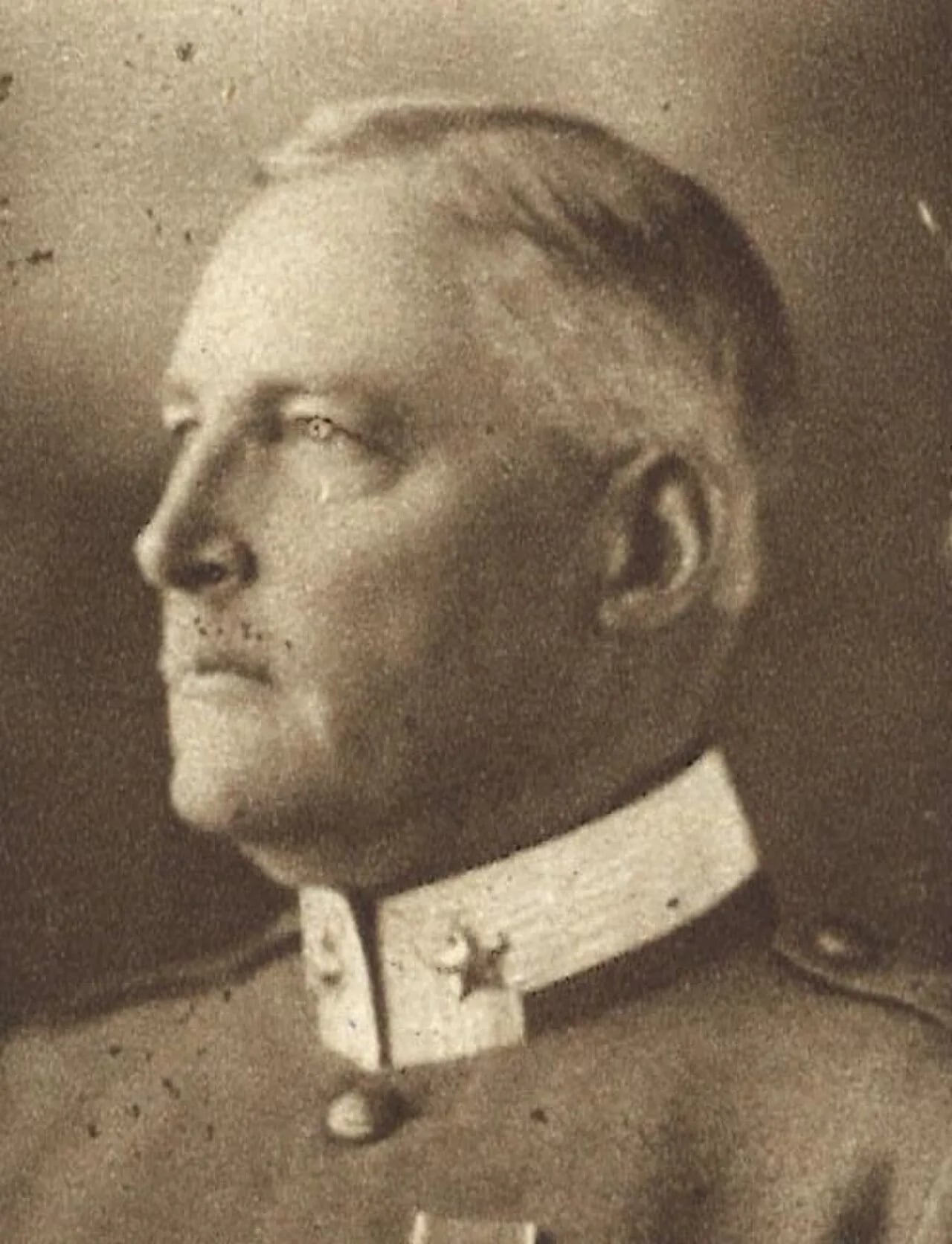 Portrait of Carl Bastiat Hamilton (1865–1926) – memorial page
