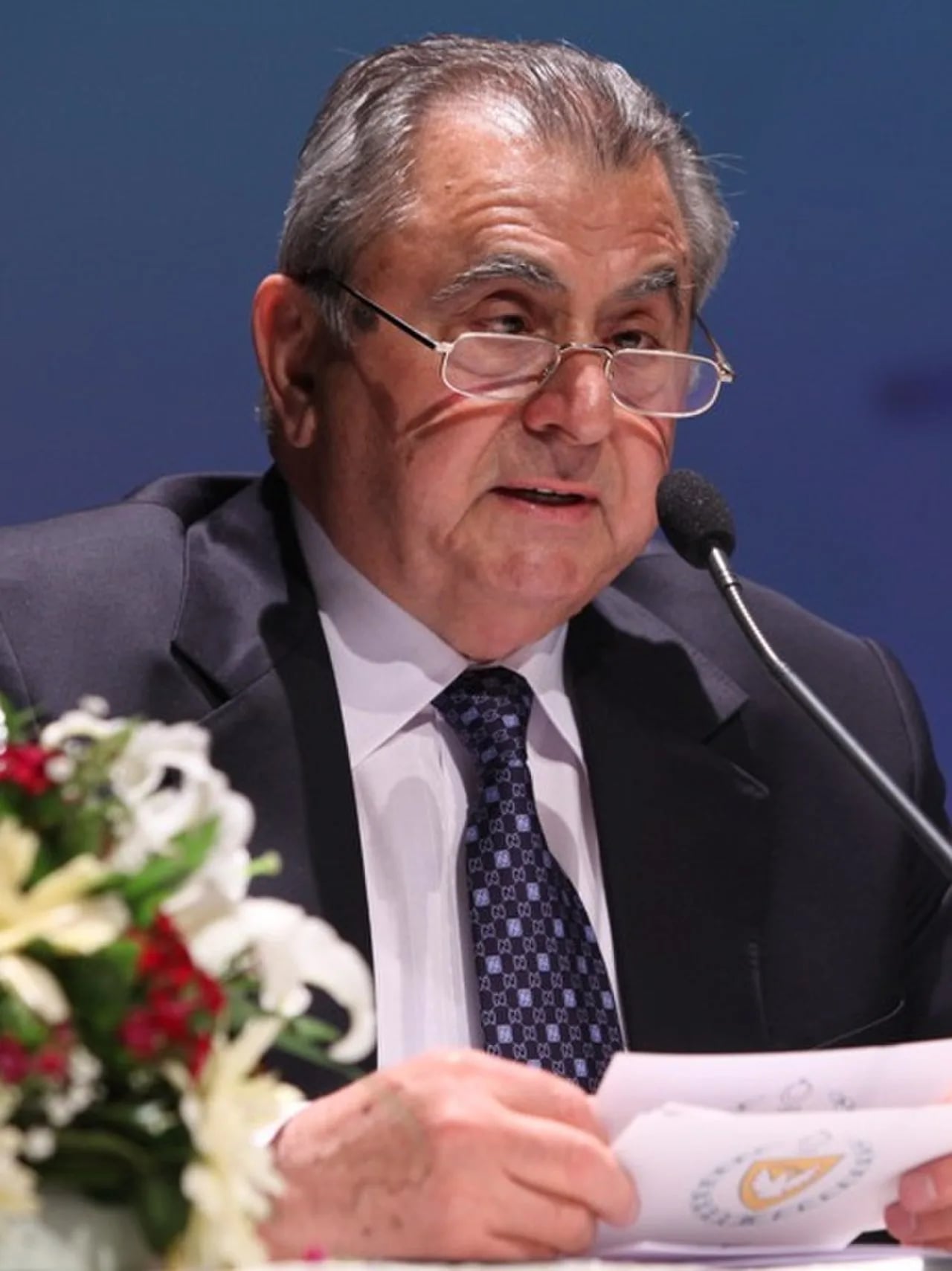 Porträt von İrsen Küçük (1940–2019) – Gedenkseite