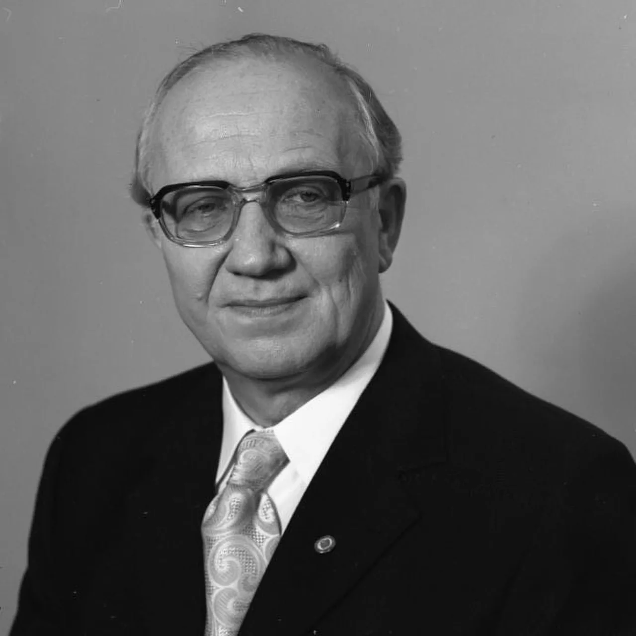Porträt von Horst Sindermann (1915–1990) – Gedenkseite