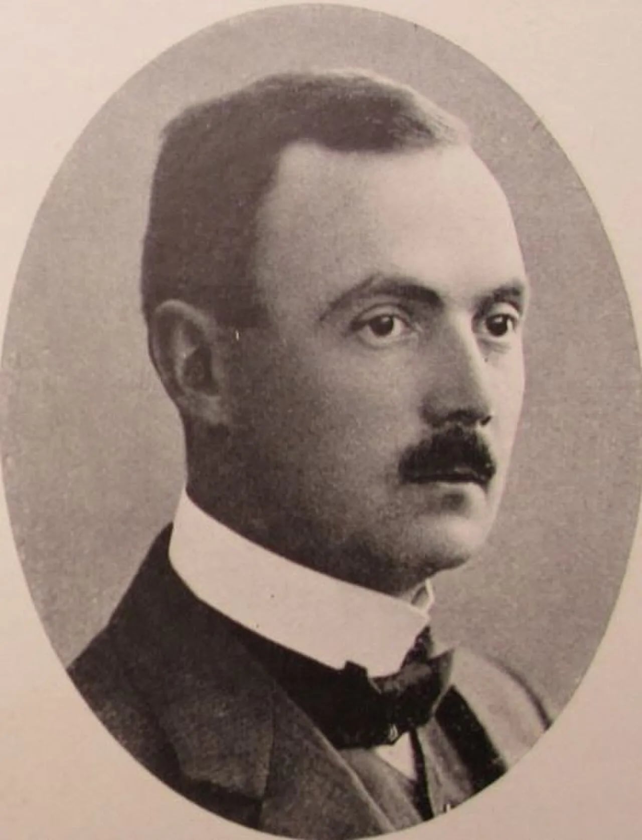 Portrait of Einar Hultman (1880–1950) – memorial page