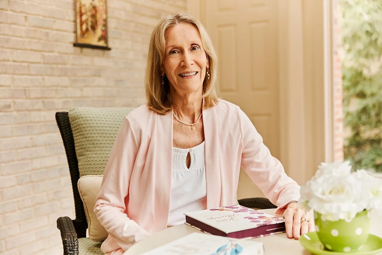 Portrait of Sarah Young (1946–2023) – memorial page