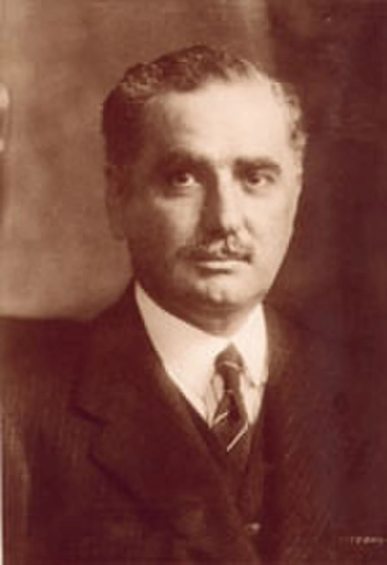 Porträt von Enrique Santamarina (1870–1937) – Gedenkseite