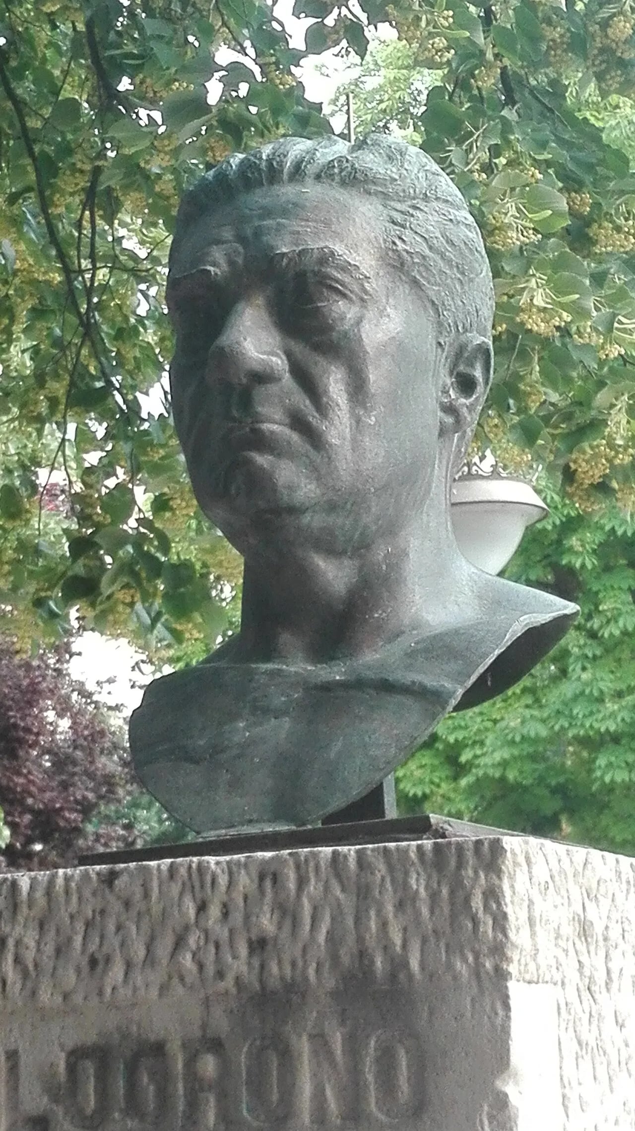 Porträt von Eduardo González-Gallarza (1898–1986) – Gedenkseite