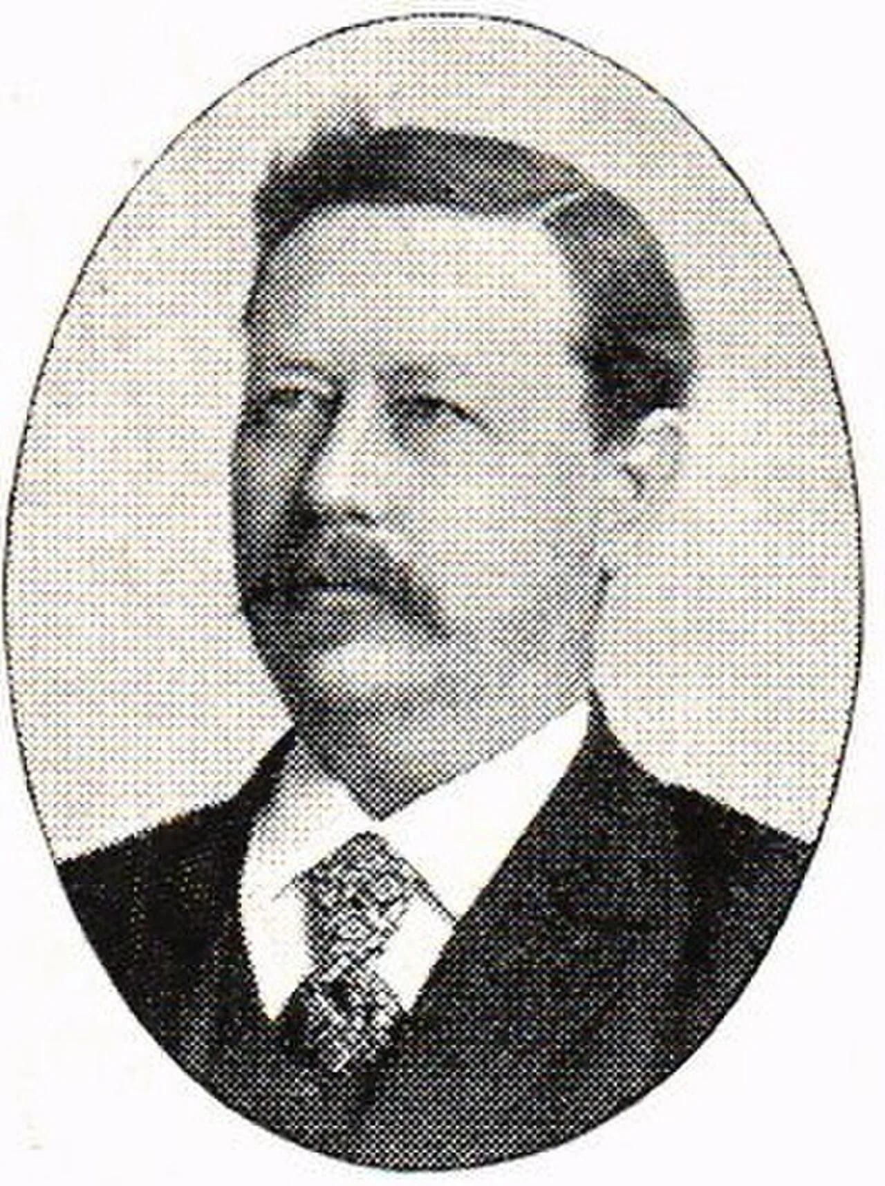 Portrait of Carl Höök (1848–1927) – memorial page