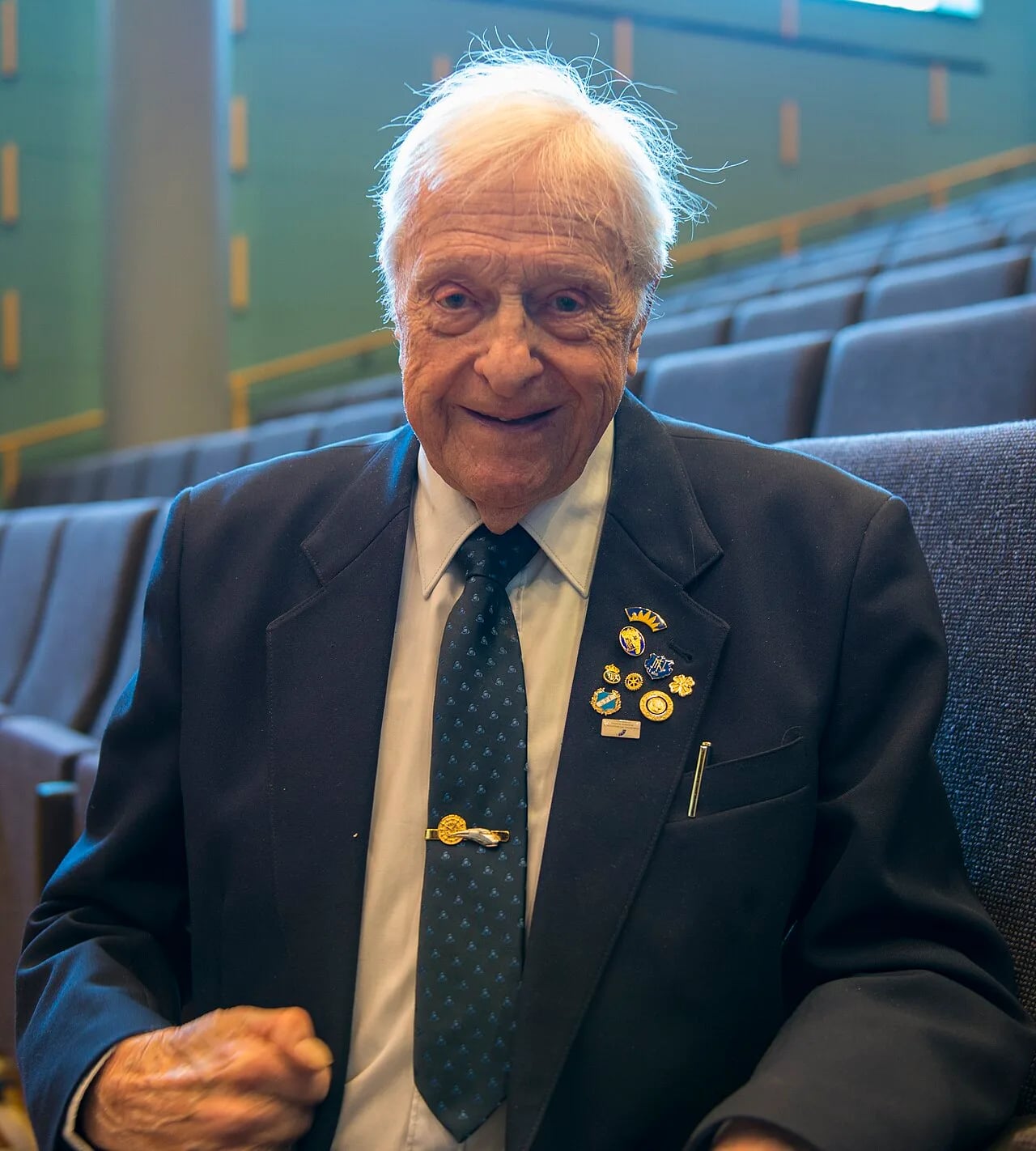 Porträt von Lennart Israelsson (1916–2017) – Gedenkseite