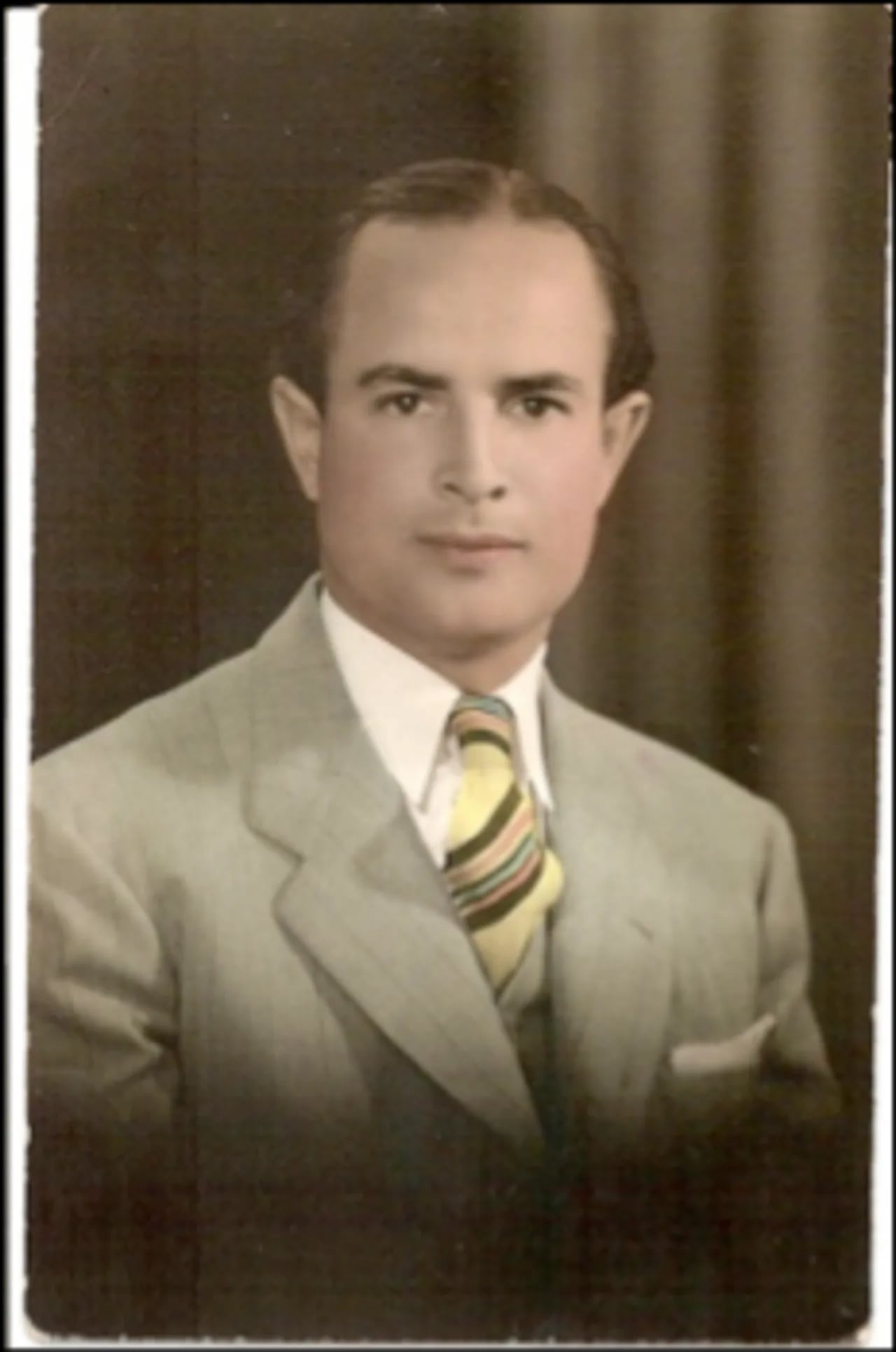 Portrait of Eugenio Carreón Díaz (1907–2001) – memorial page