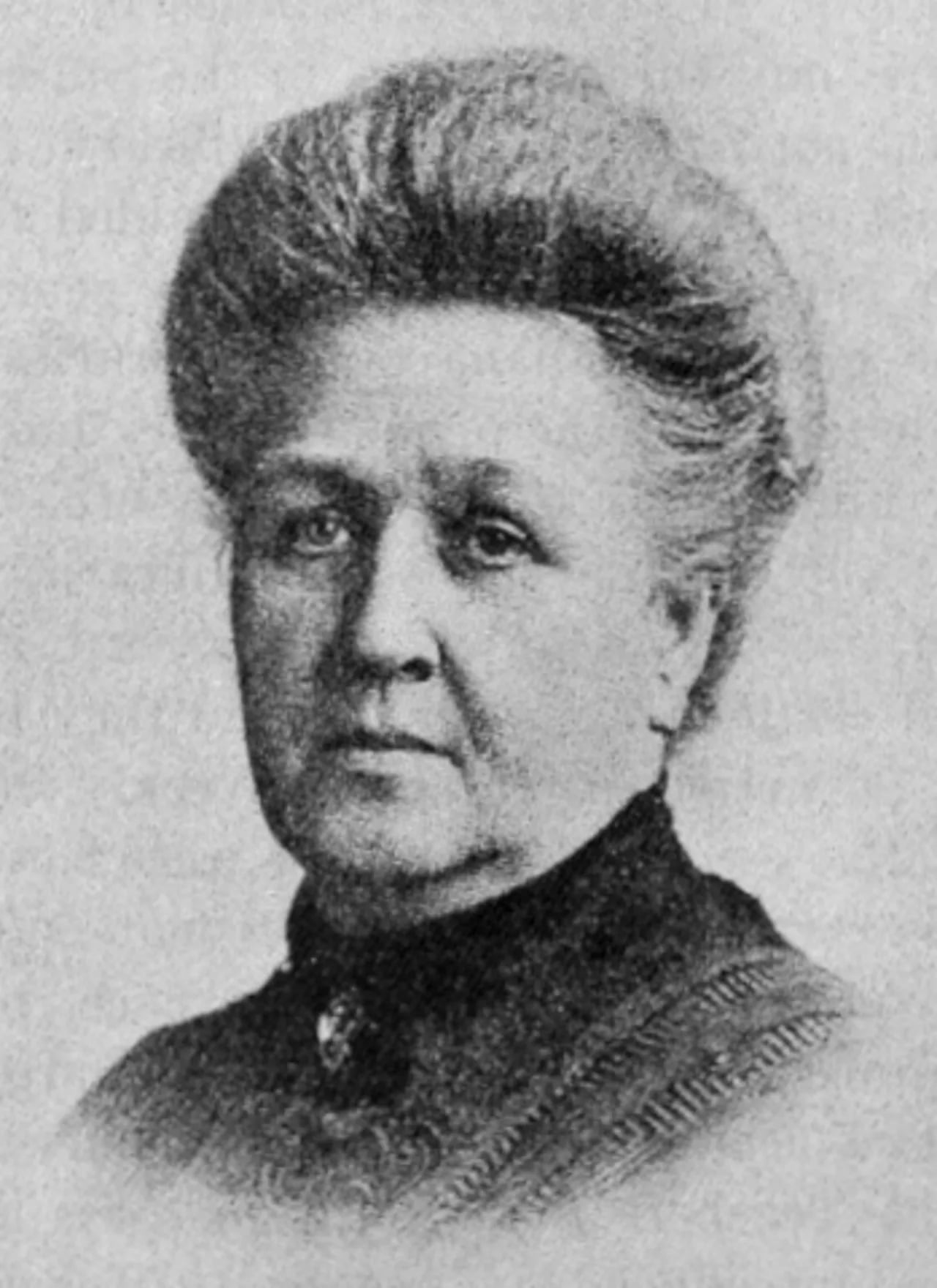 Portrait of Emma Montgomery McRae (1848–1919) – memorial page