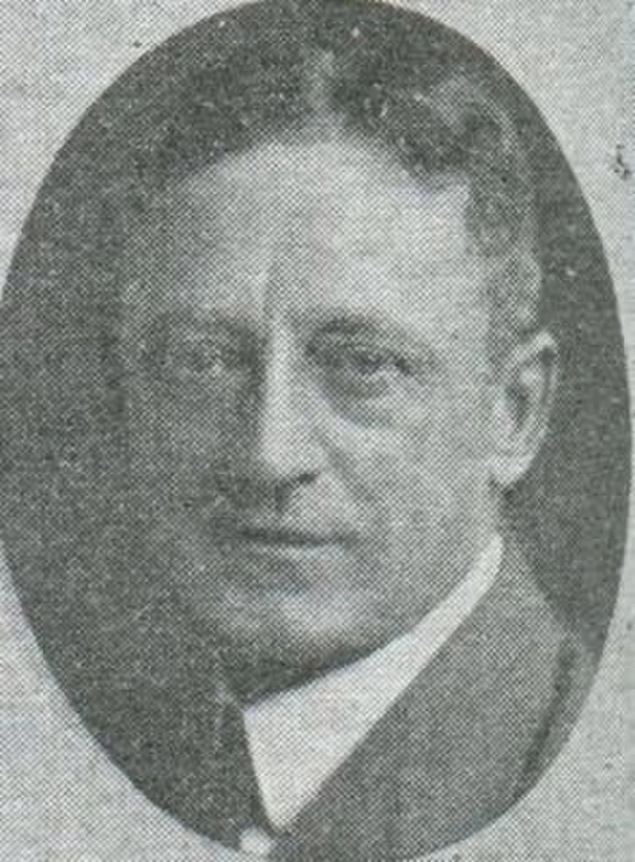 Portrait of Holger Jacobsen (1876–1960) – memorial page