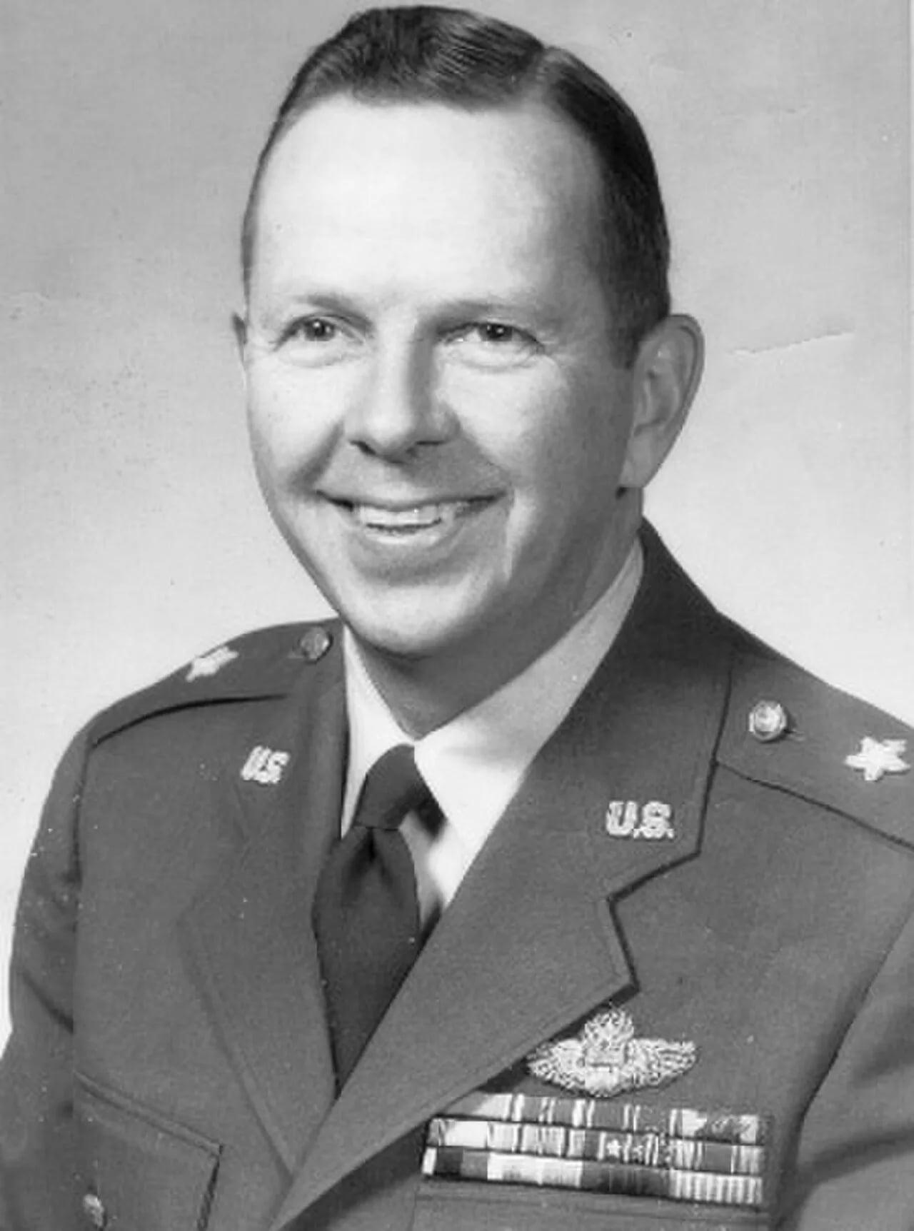 Porträt von Edwin Shepard Chickering (1912–2003) – Gedenkseite