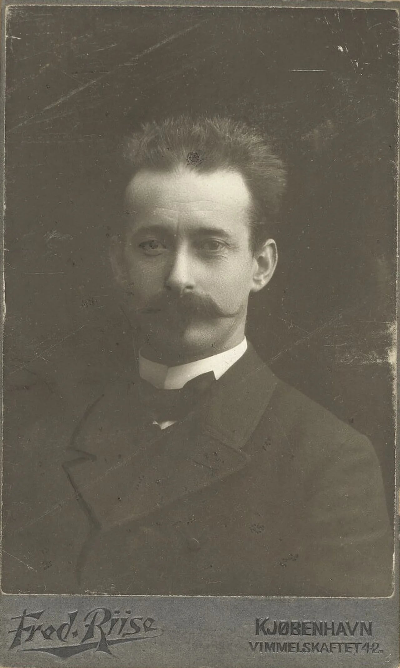 Porträt von Adolf Severin Jensen (1866–1953) – Gedenkseite