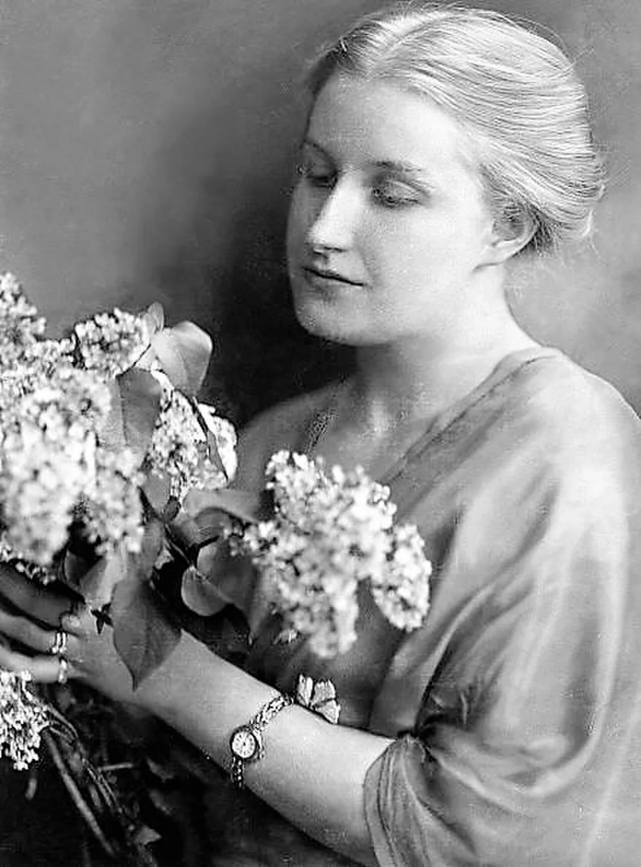 Porträt von Thea von Harbou (1888–1954) – Gedenkseite