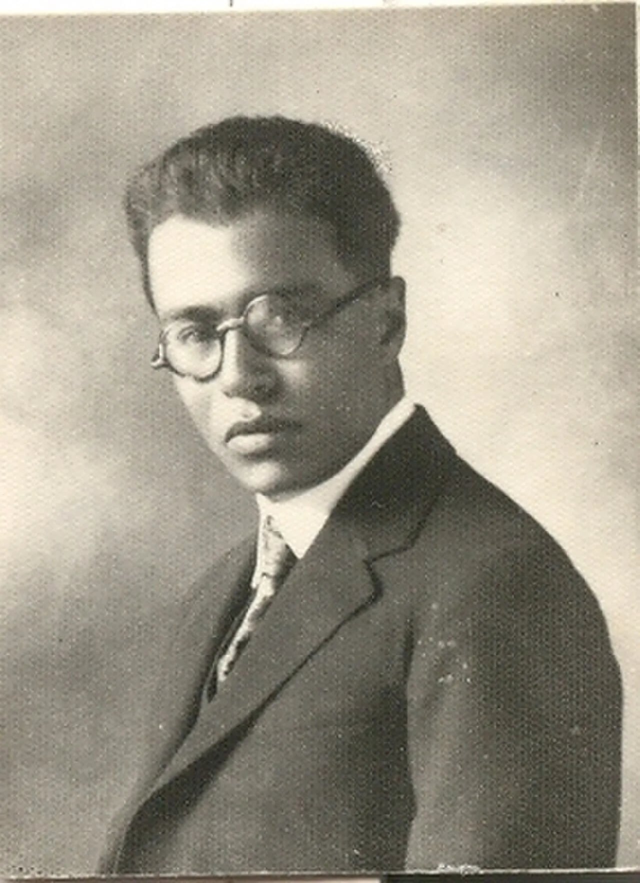 Portrait of Guillermo Chaves Chaves (1896–1956) – memorial page