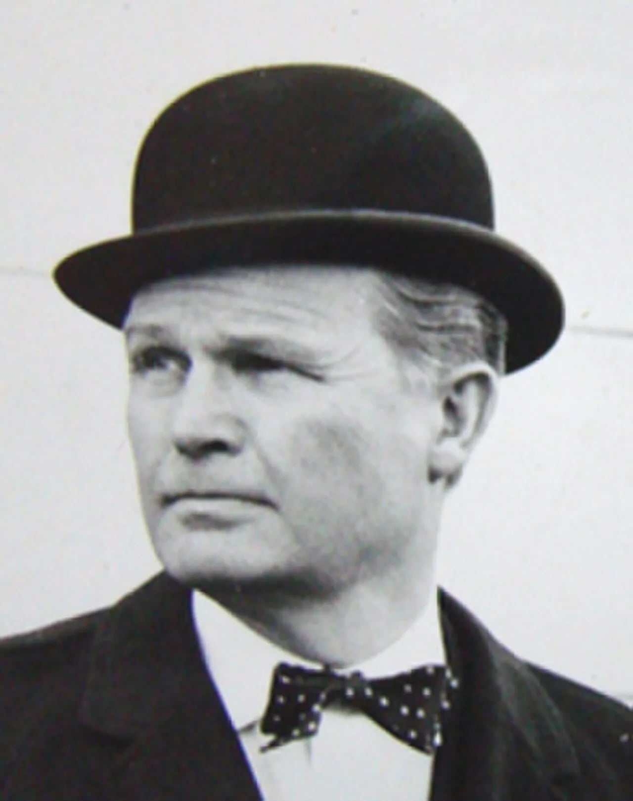 Portrait of Hack Kampmann (1913–2005) – memorial page