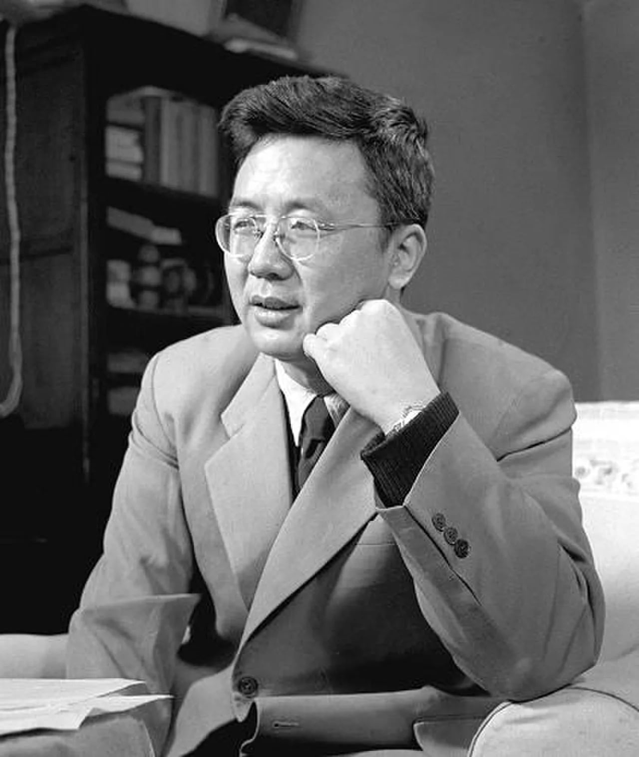 Porträt von Hua Luogeng (1910–1985) – Gedenkseite
