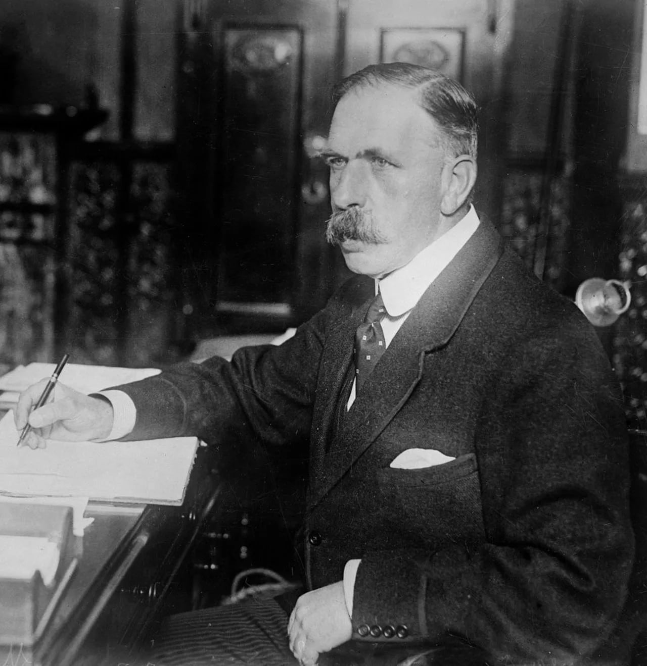 Portrait of Horace Brooks Marshall, 1st Baron Marshall of Chipstead (1865–1936) – memorial page