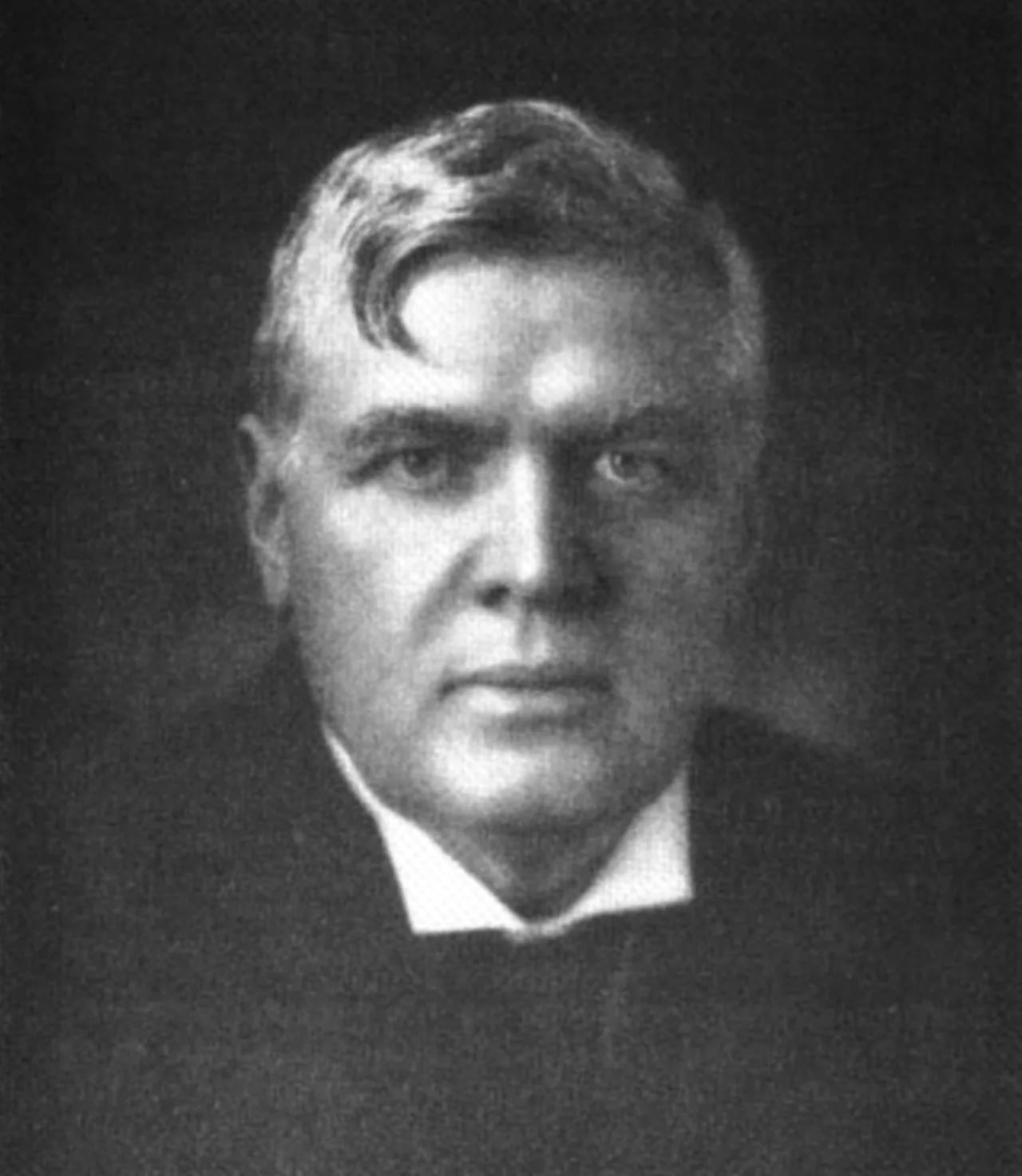 Portrait of Horace Sweeney Oakley (1861–1929) – memorial page