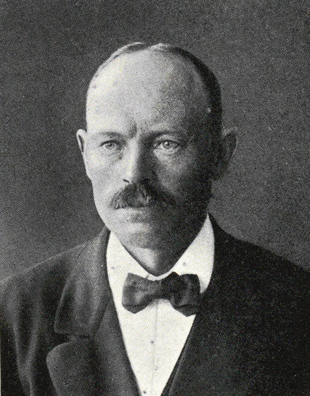 Portrait of Johan Karlsson i Nynäshamn (1874–1956) – memorial page
