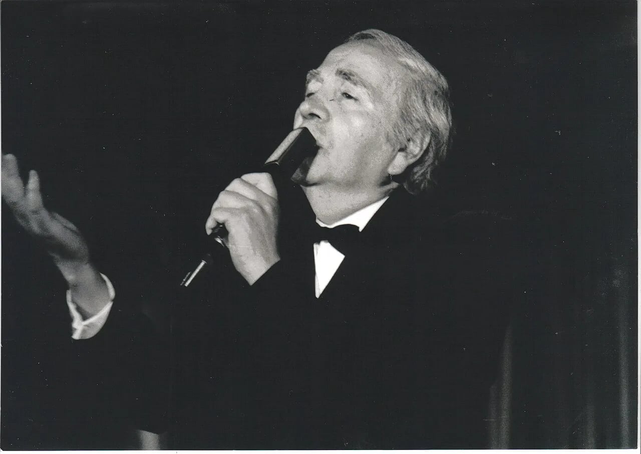 Porträt von Héctor Omar (1928–2017) – Gedenkseite