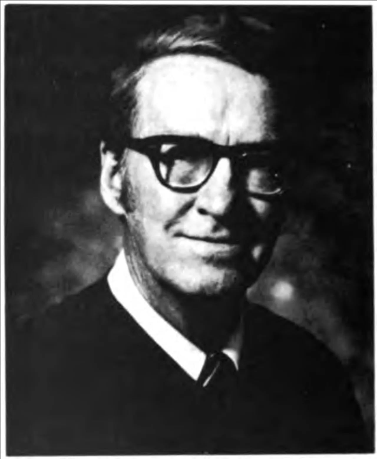 Porträt von Howard C. Bratton (1922–2002) – Gedenkseite