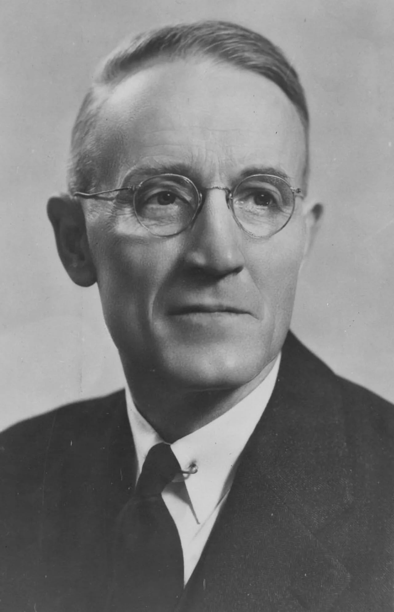 Portrait of Howard Charles Green (1895–1989) – memorial page