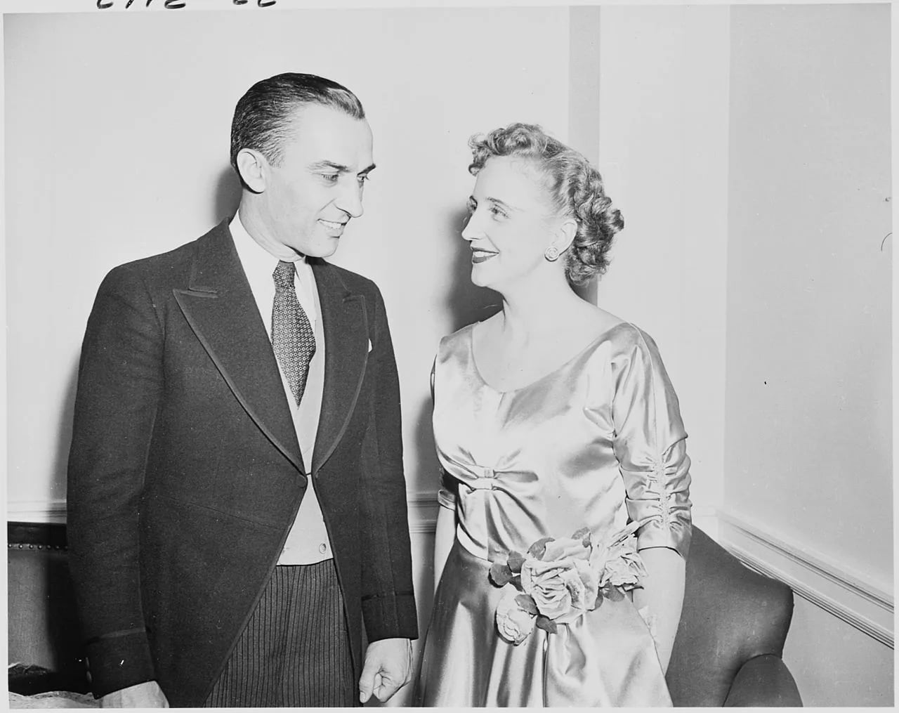 Portrait of Howard Mitchell (1911–1988) – memorial page