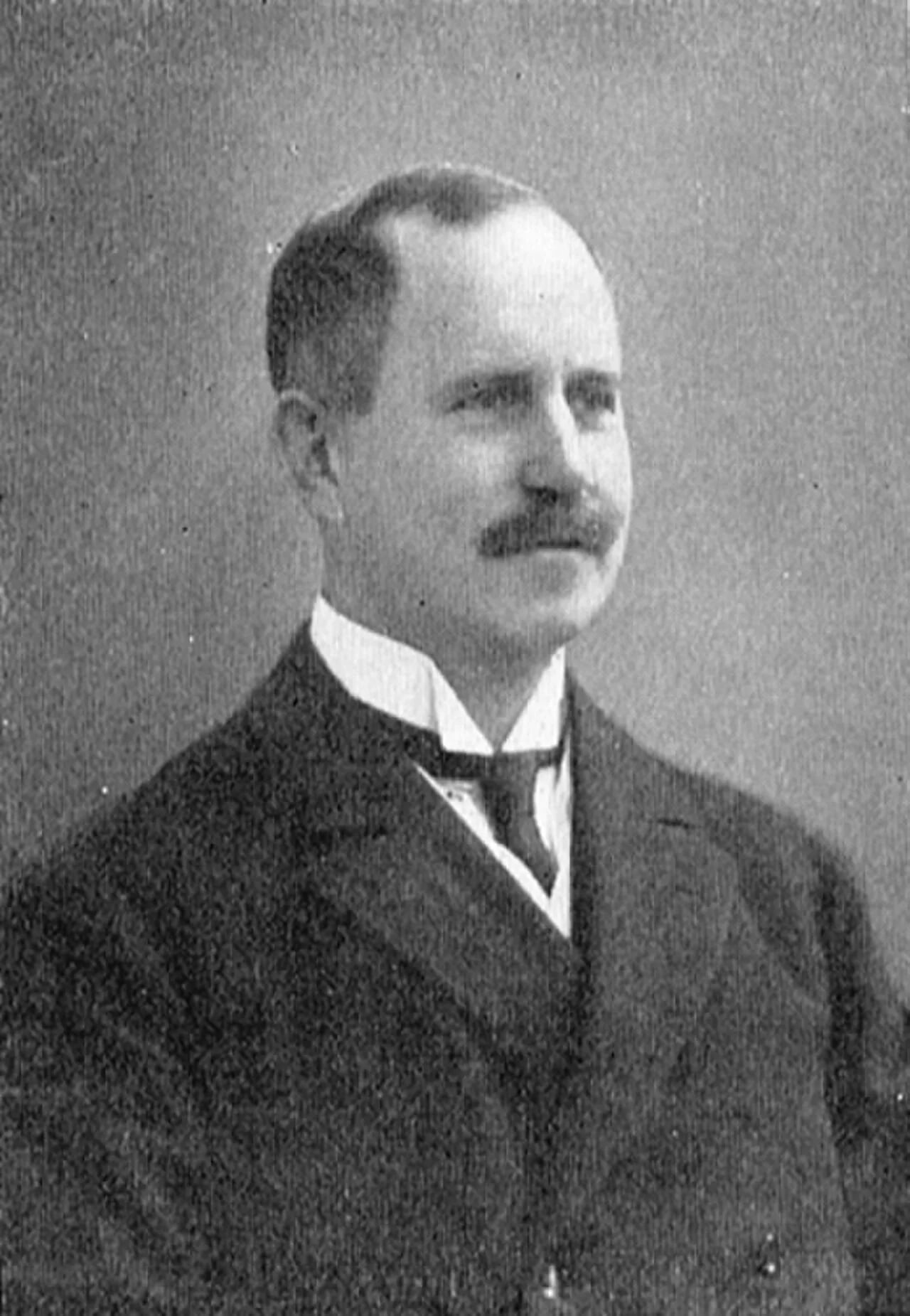 Portrait of Herman Kunze (1863–1936) – memorial page