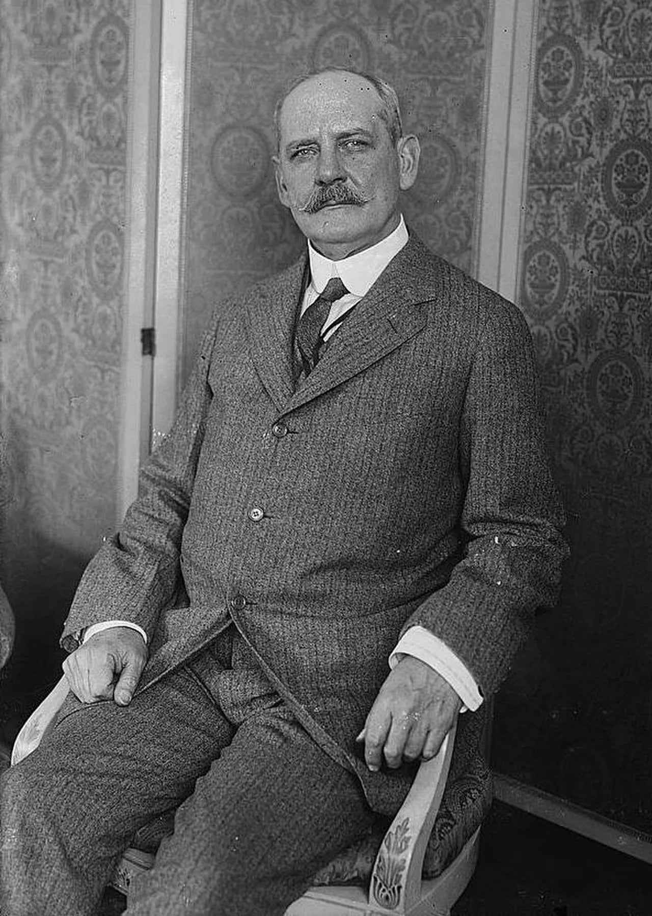 Portrait of Hugh Campbell Wallace (1864–1931) – memorial page