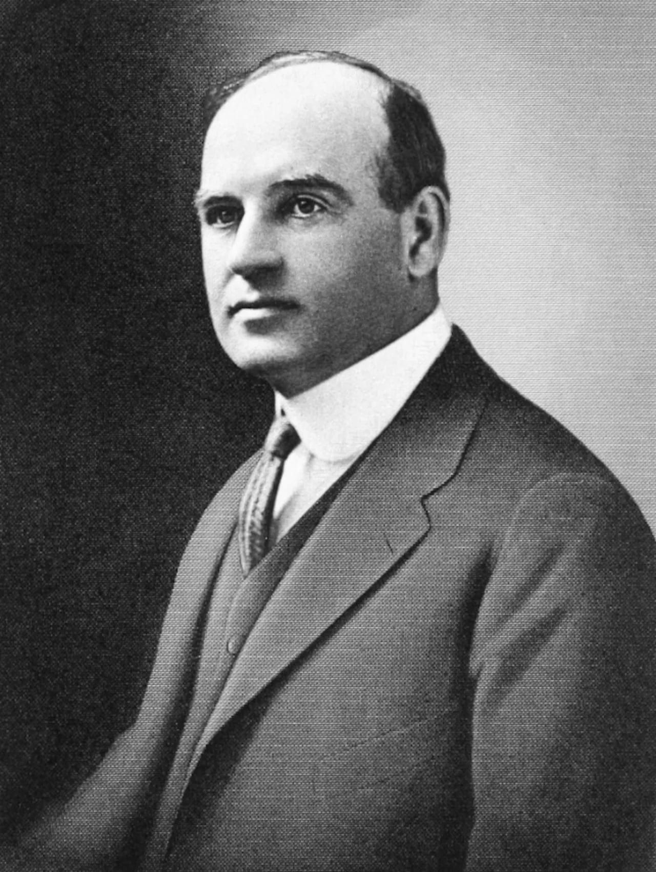 Portrait of Hugh Dean McLellan (1876–1953) – memorial page