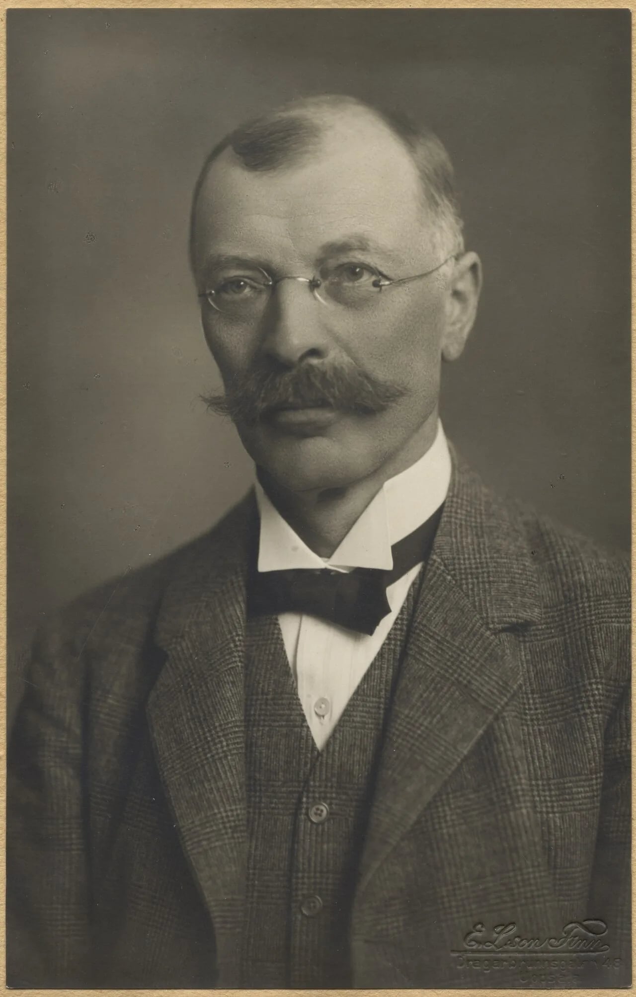 Portrait of Otto Lagercrantz (1868–1938) – memorial page