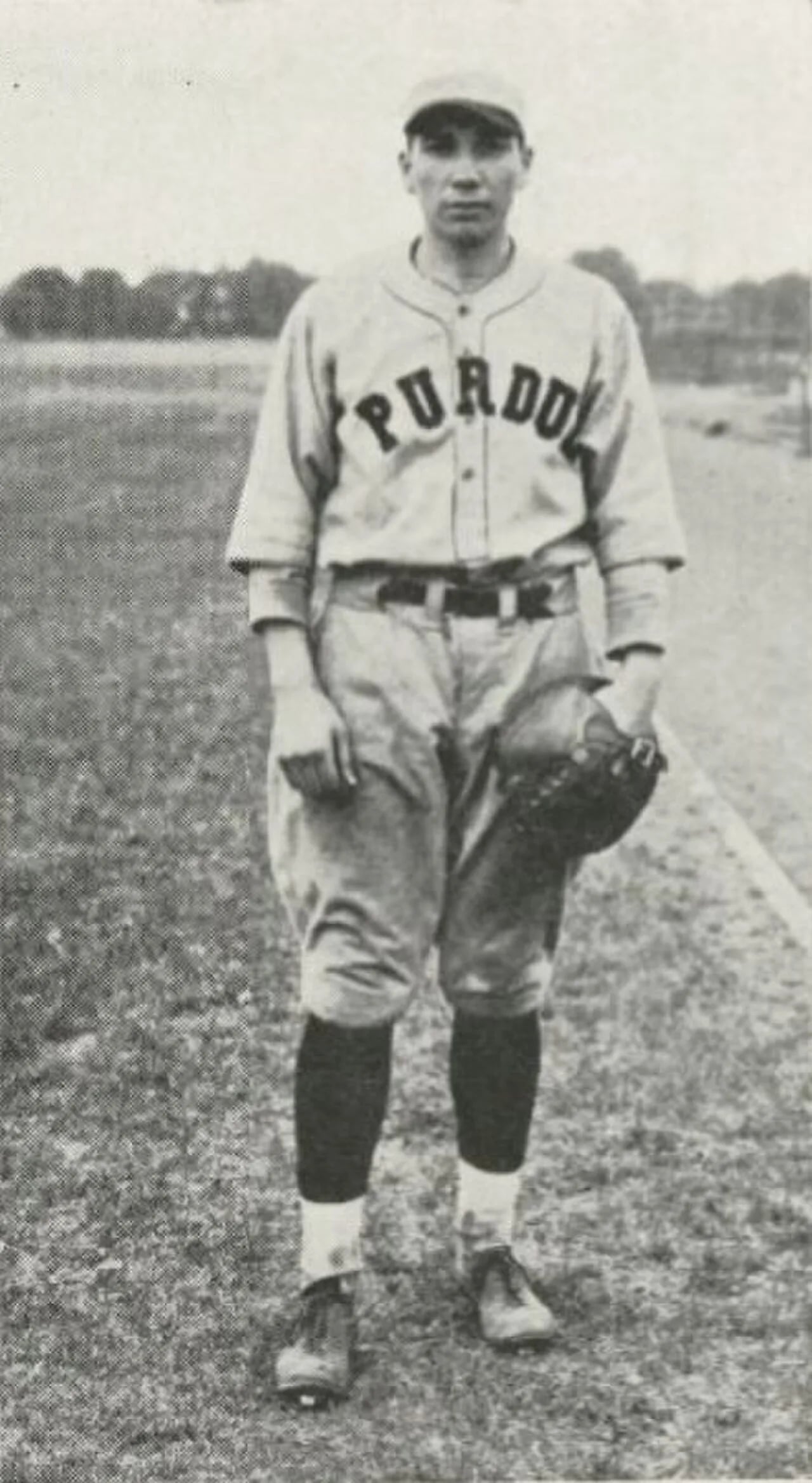Portrait of Hughie Wise (1906–1987) – memorial page