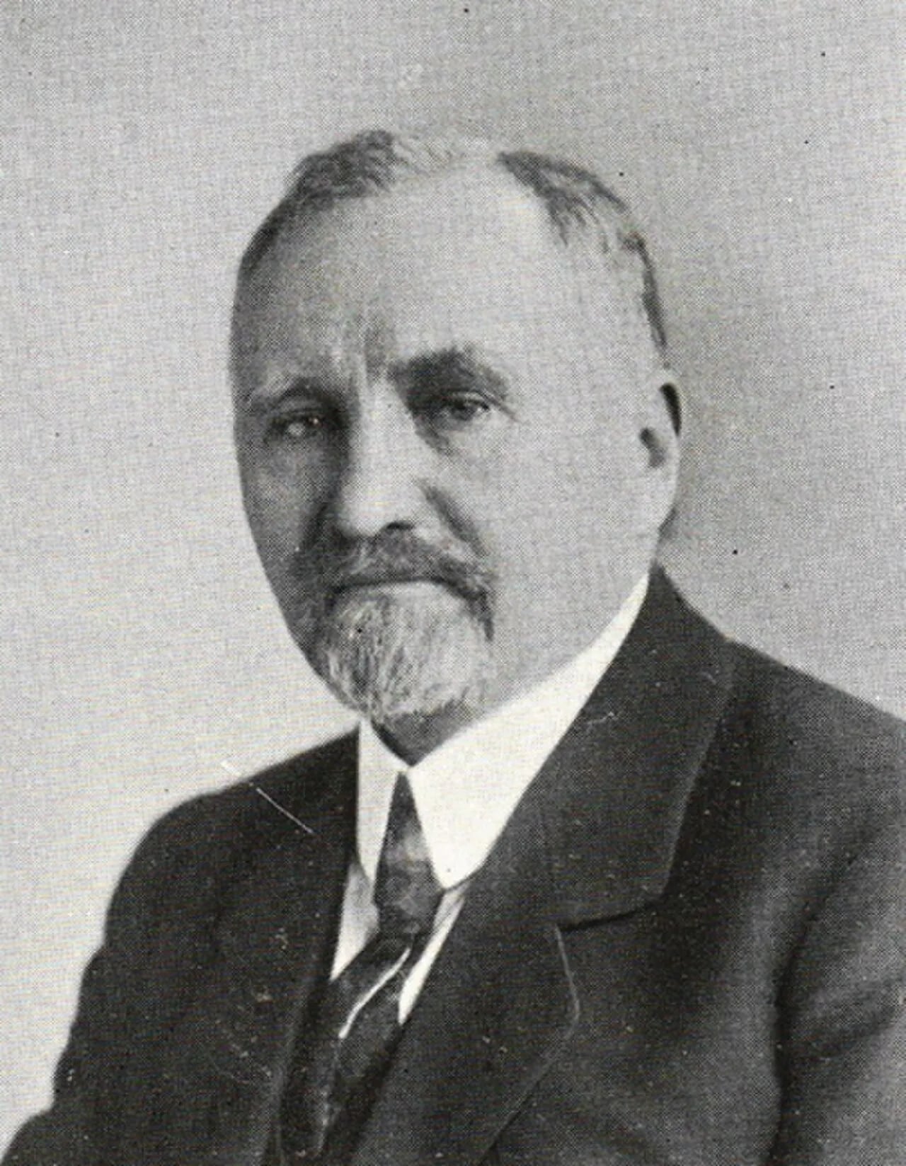 Porträt von Edward Larson (1867–1953) – Gedenkseite