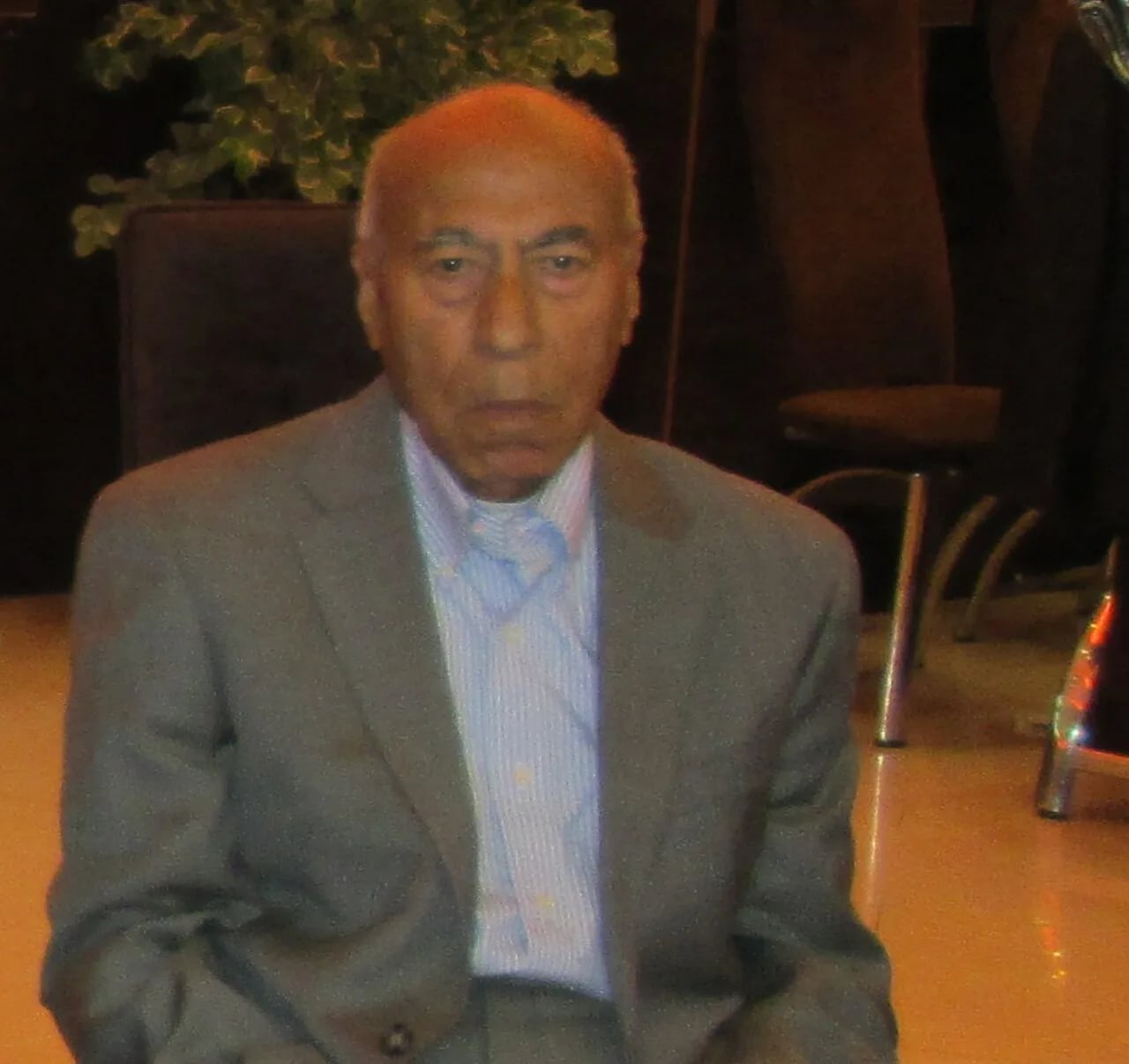 Porträt von Aliakbar Shoarinejad (1925–2014) – Gedenkseite