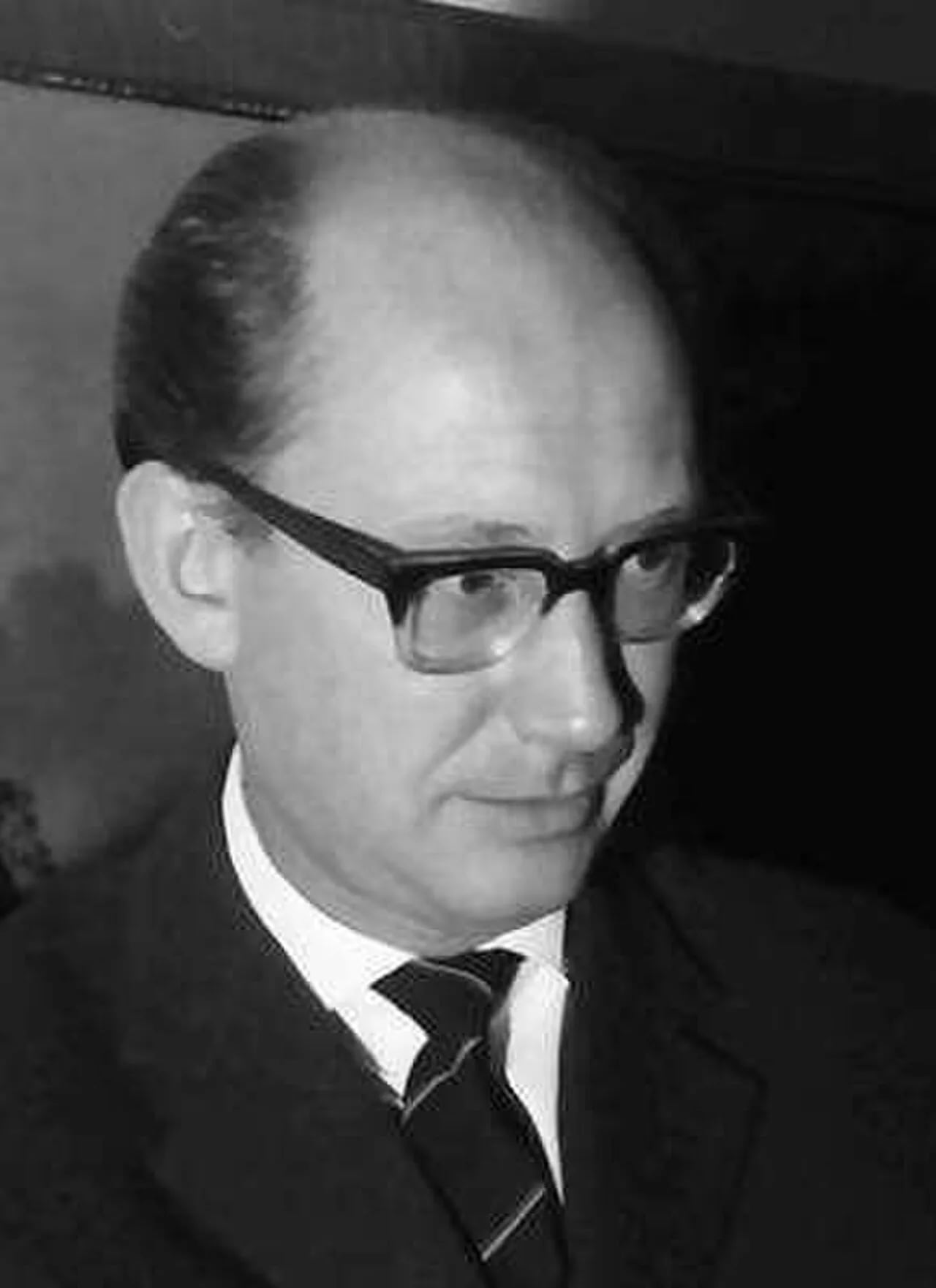 Portrait of Jochen Staubesand (1921–2012) – memorial page