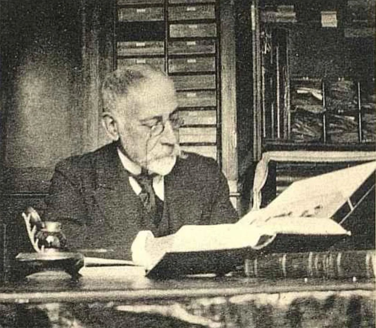 Portrait of Serafin Uhagon (1845–1904) – memorial page