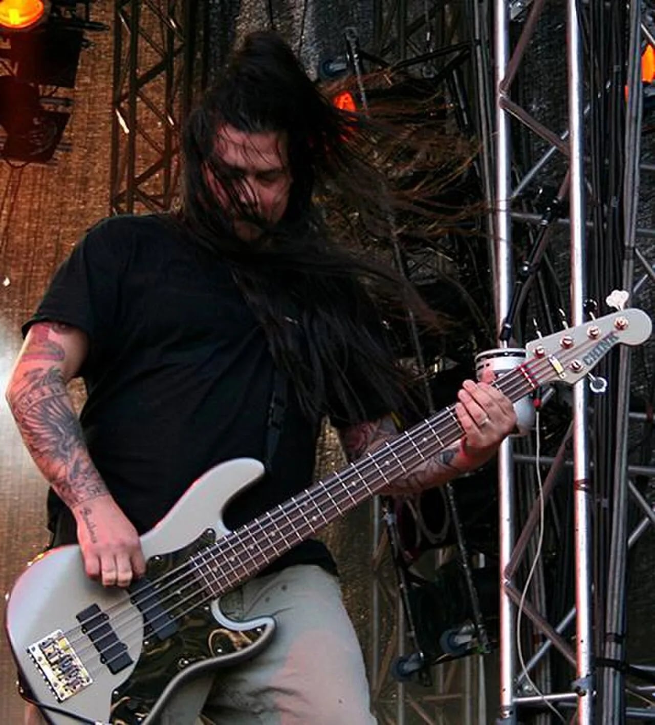 Porträt von Chi Cheng (1970–2013) – Gedenkseite