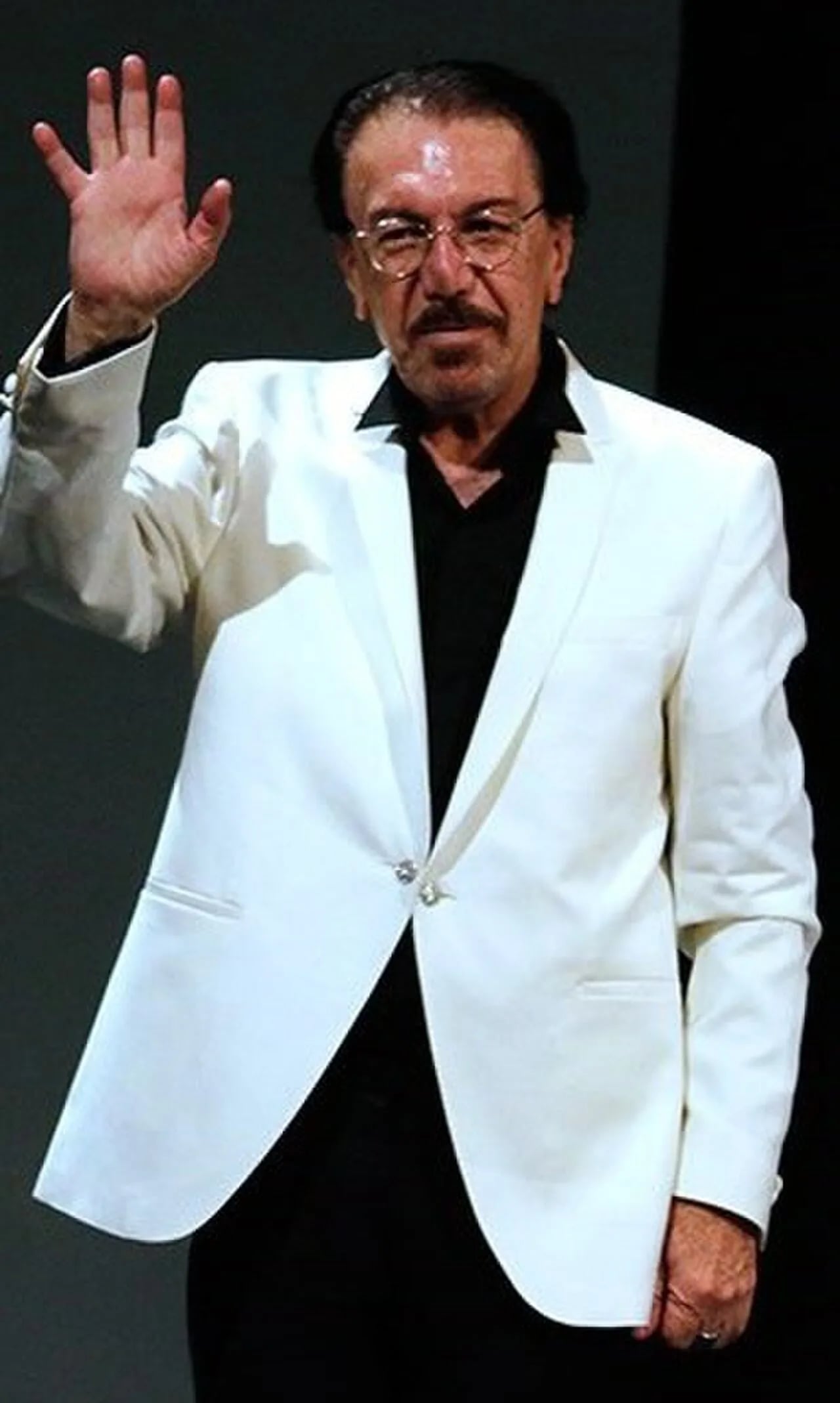 Porträt von Naser Cheshmazar (1950–2018) – Gedenkseite
