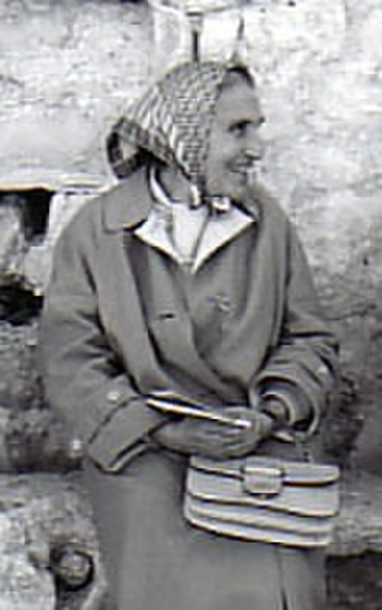 Portrait of Bruna Forlati Tamaro (1894–1987) – memorial page
