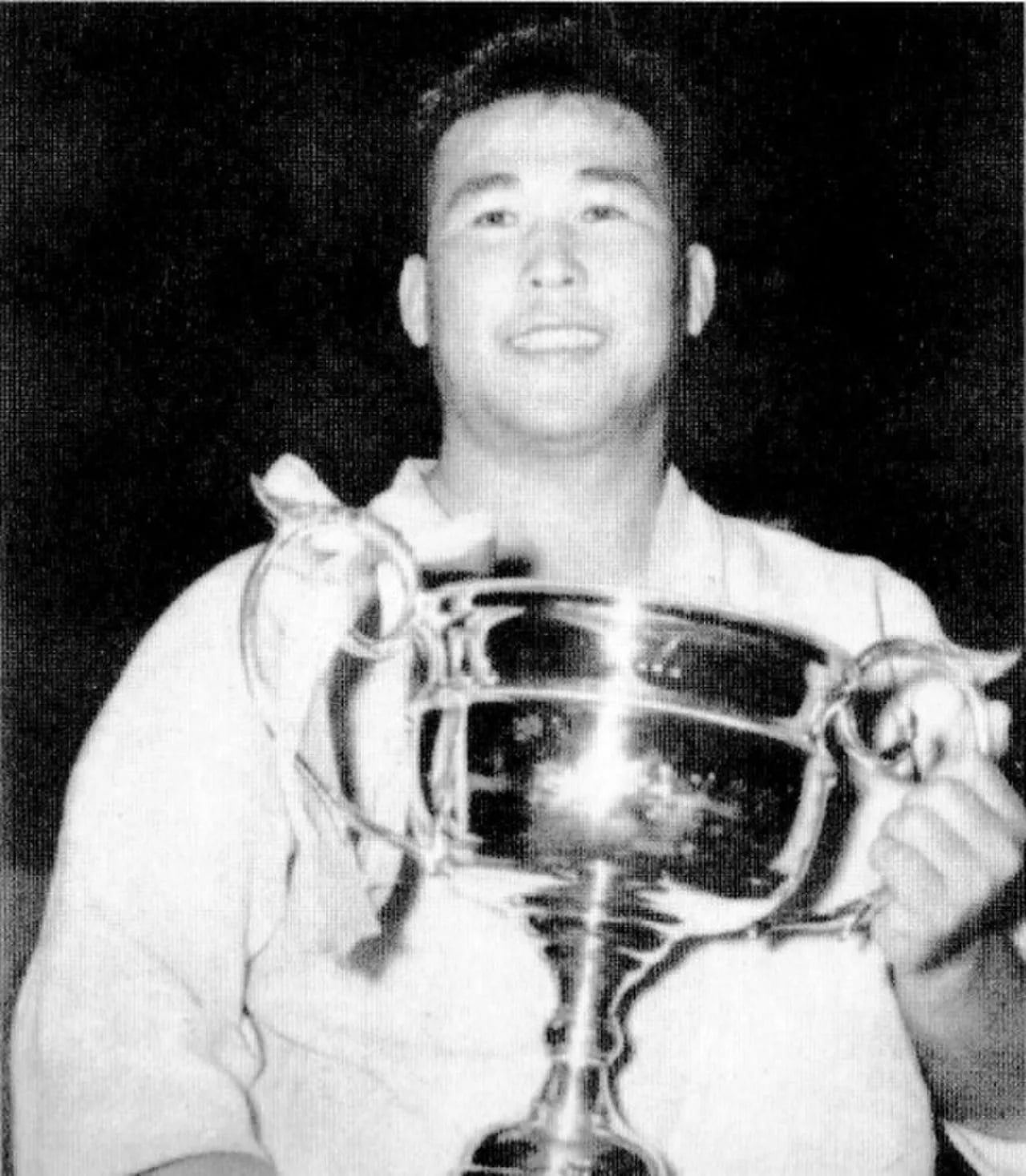 Porträt von Yoshihiko Yoshimatsu (1920–1988) – Gedenkseite