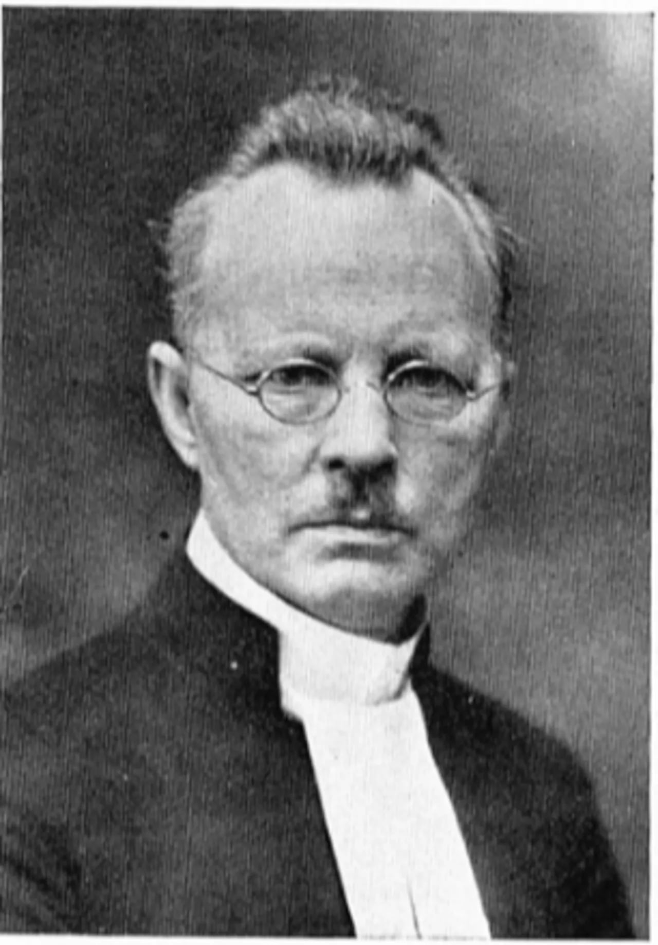 Portrait of Oscar Mannström (1875–1938) – memorial page