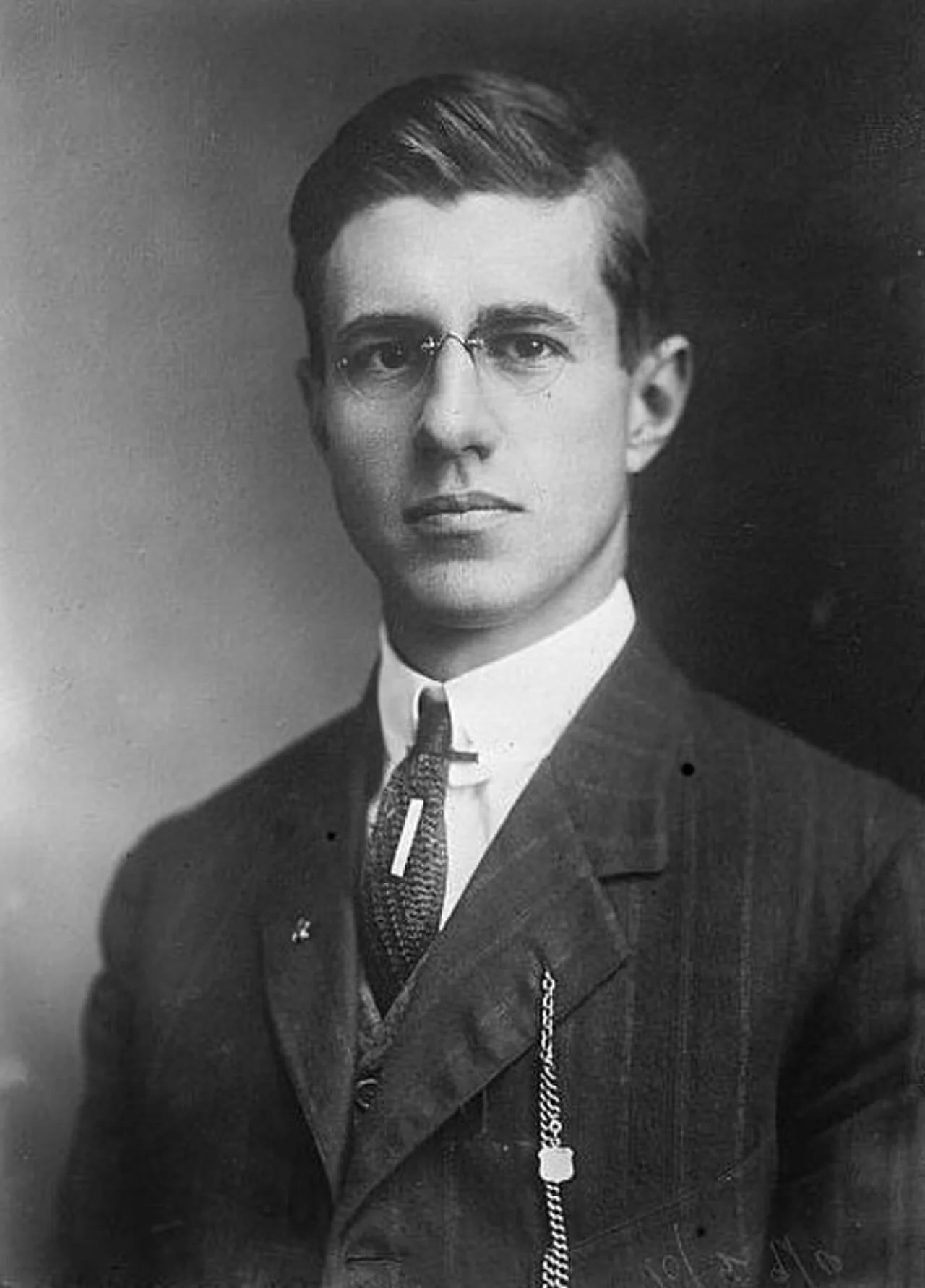 Porträt von Roger Sherman Hoar (1887–1963) – Gedenkseite