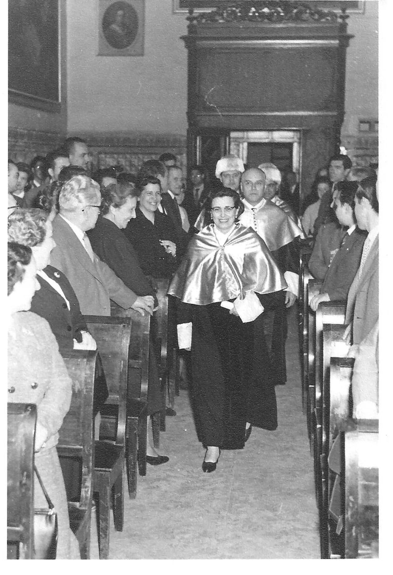 Porträt von Lourdes Díaz-Trechuelo (1921–2008) – Gedenkseite