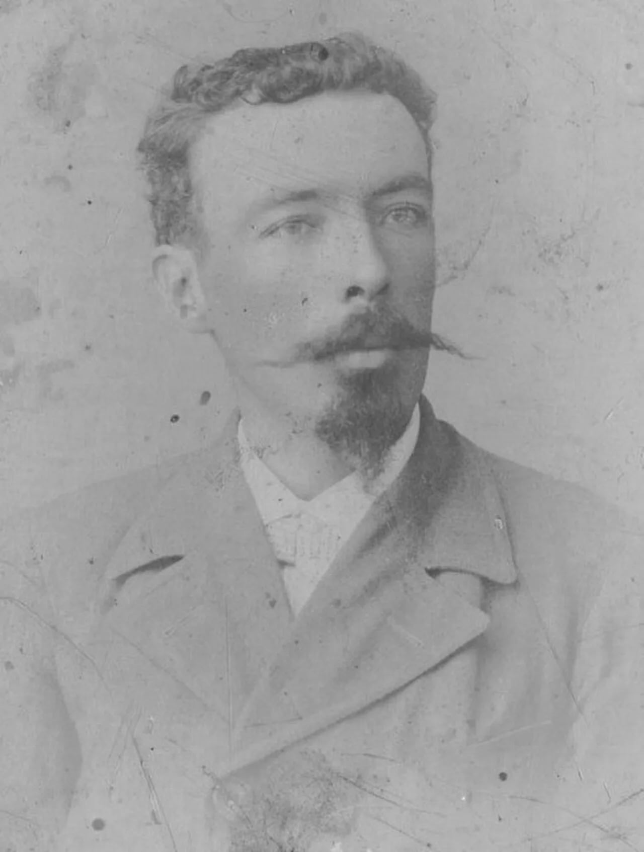 Portrait of Luis A. Martínes (1869–1909) – memorial page