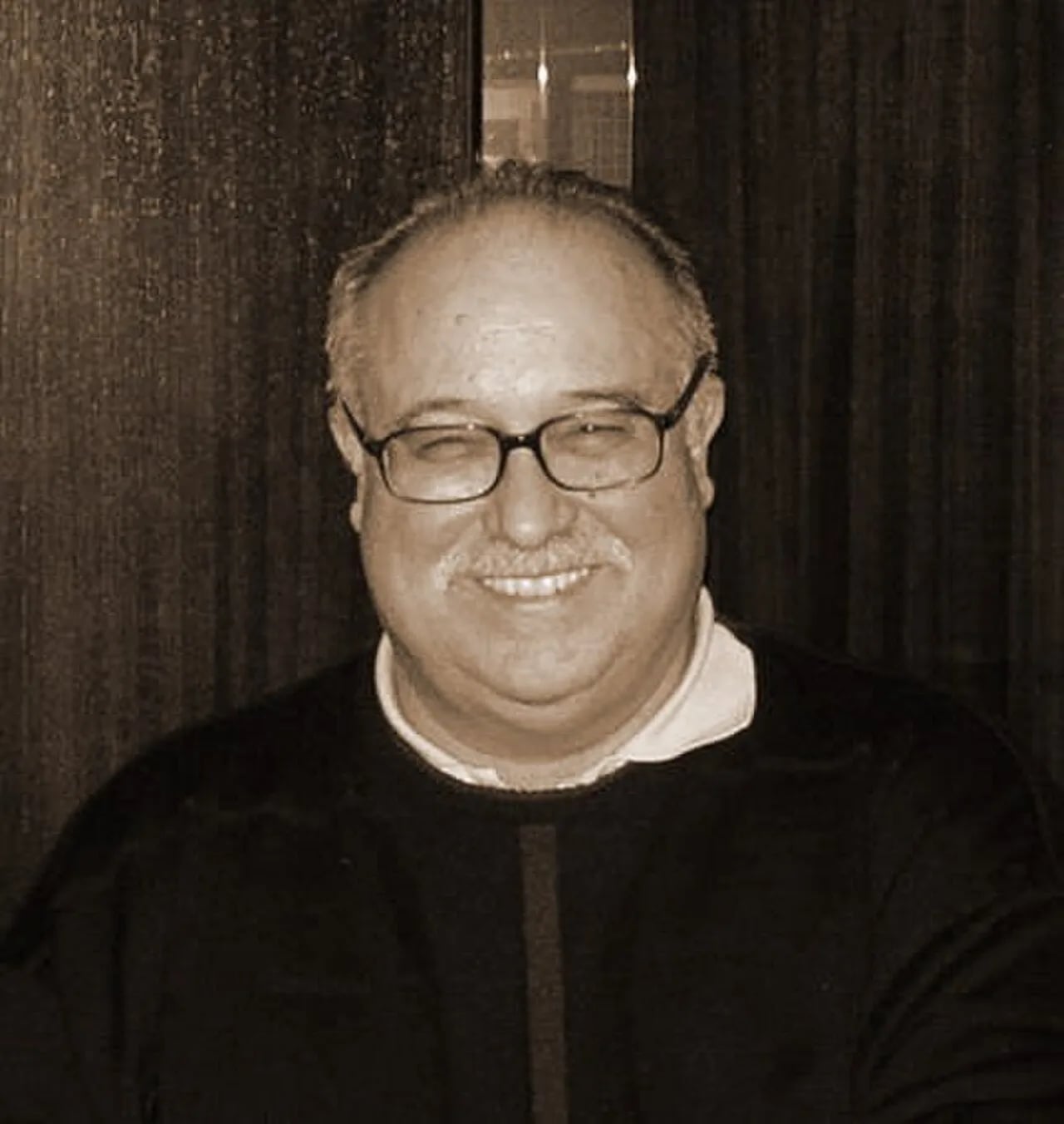 Porträt von Luis Javier Moreno (1945–2015) – Gedenkseite