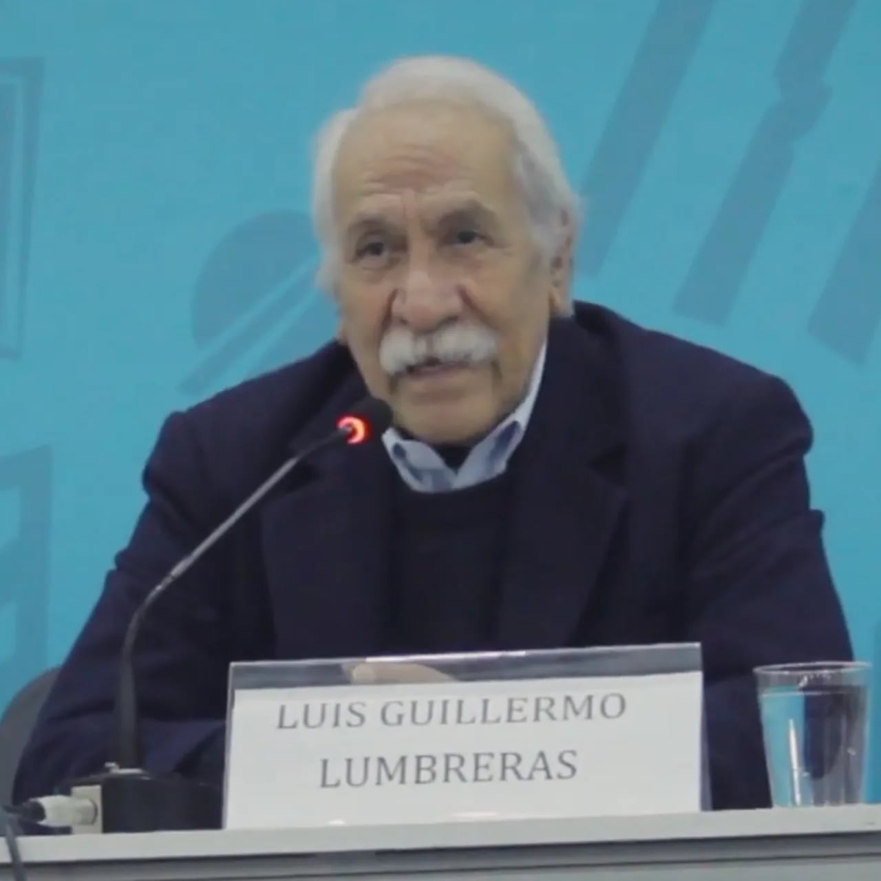 Portrait of Luis Guillermo Lumbreras (1936–2023) – memorial page