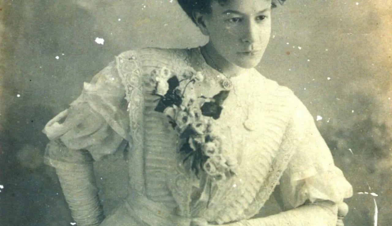 Portrait of Luisa Luisi (1883–1940) – memorial page